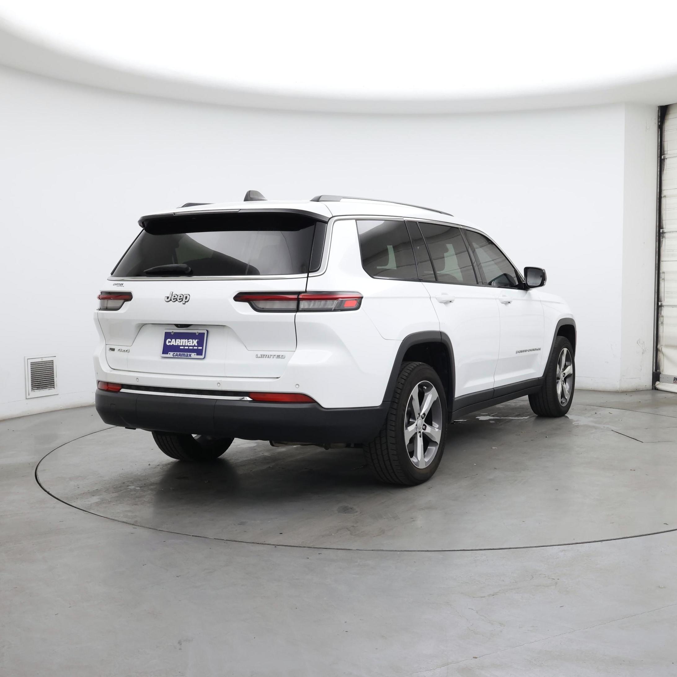 Thumbnail: 2022 Jeep Grand Cherokee L - 8