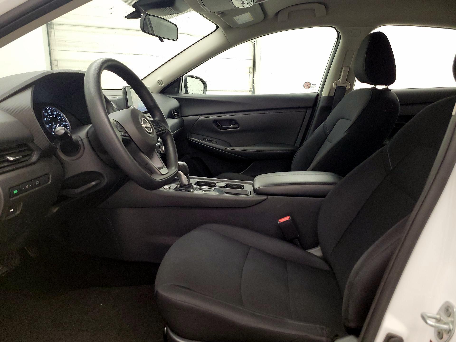 Thumbnail: 2024 Nissan Sentra - 11