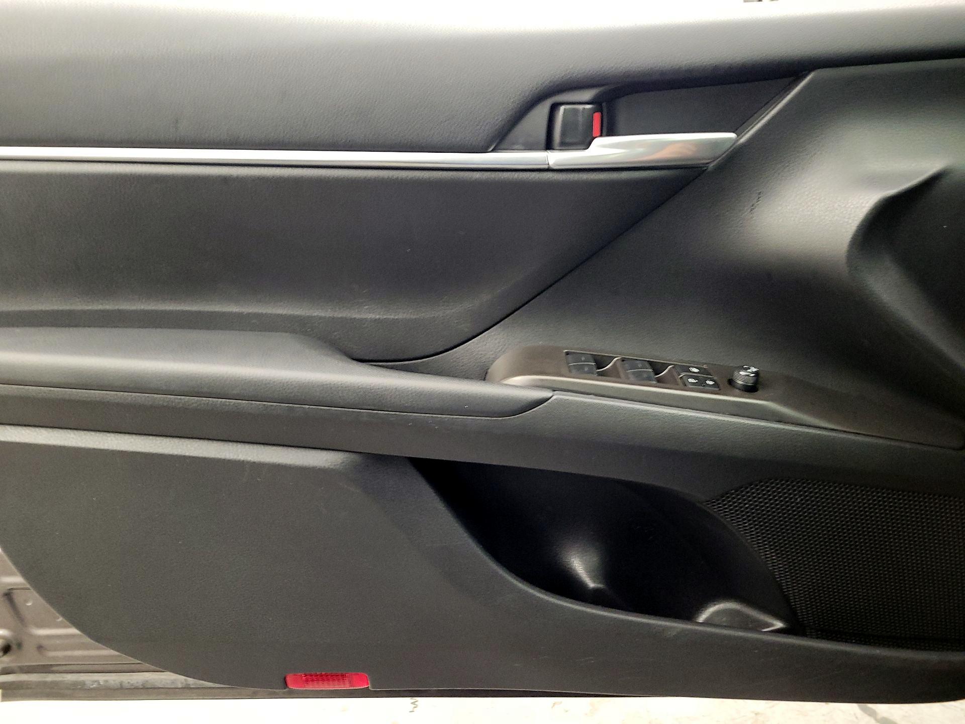 Thumbnail: 2024 Toyota Camry - 12