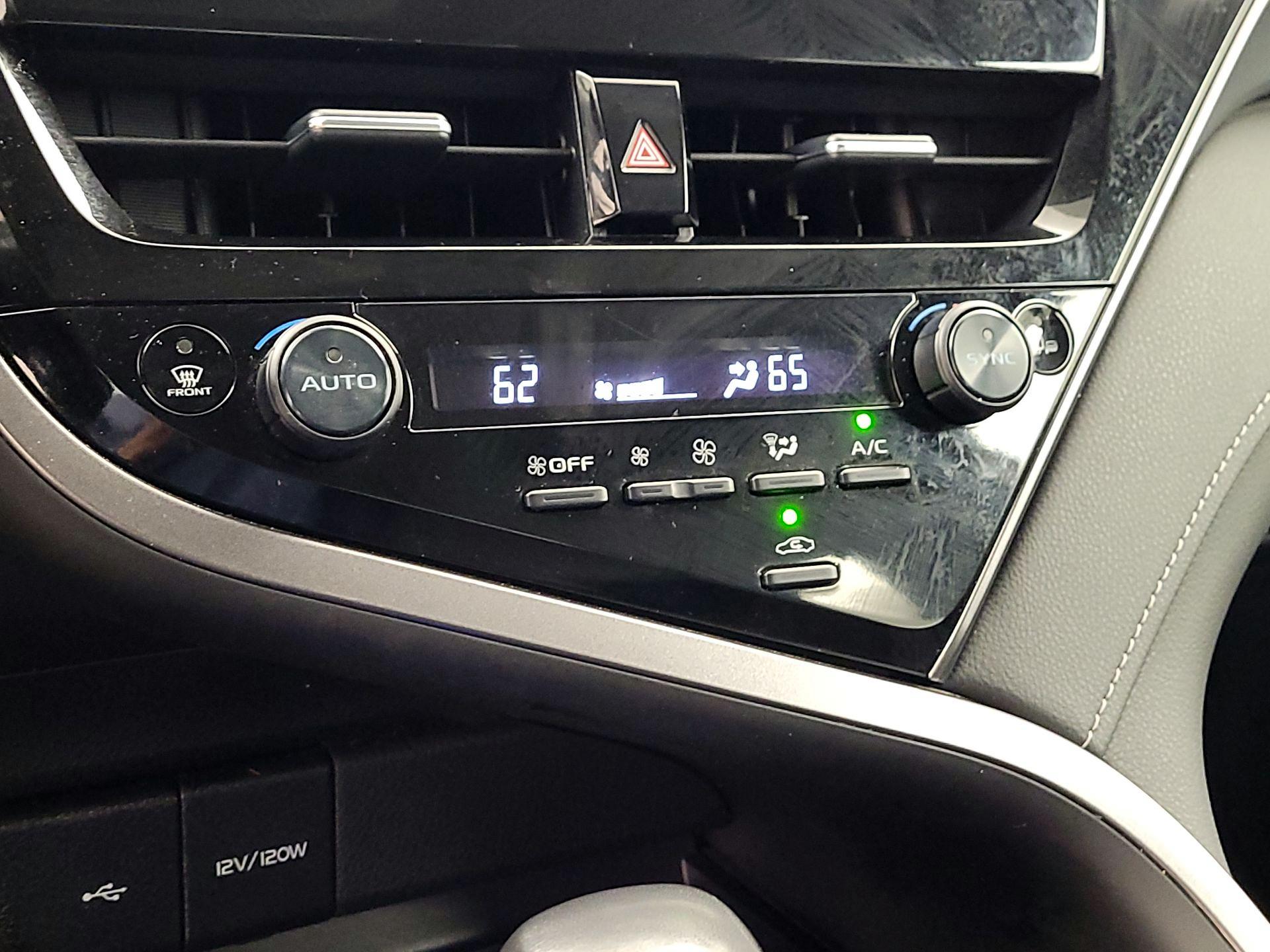 Thumbnail: 2024 Toyota Camry - 16