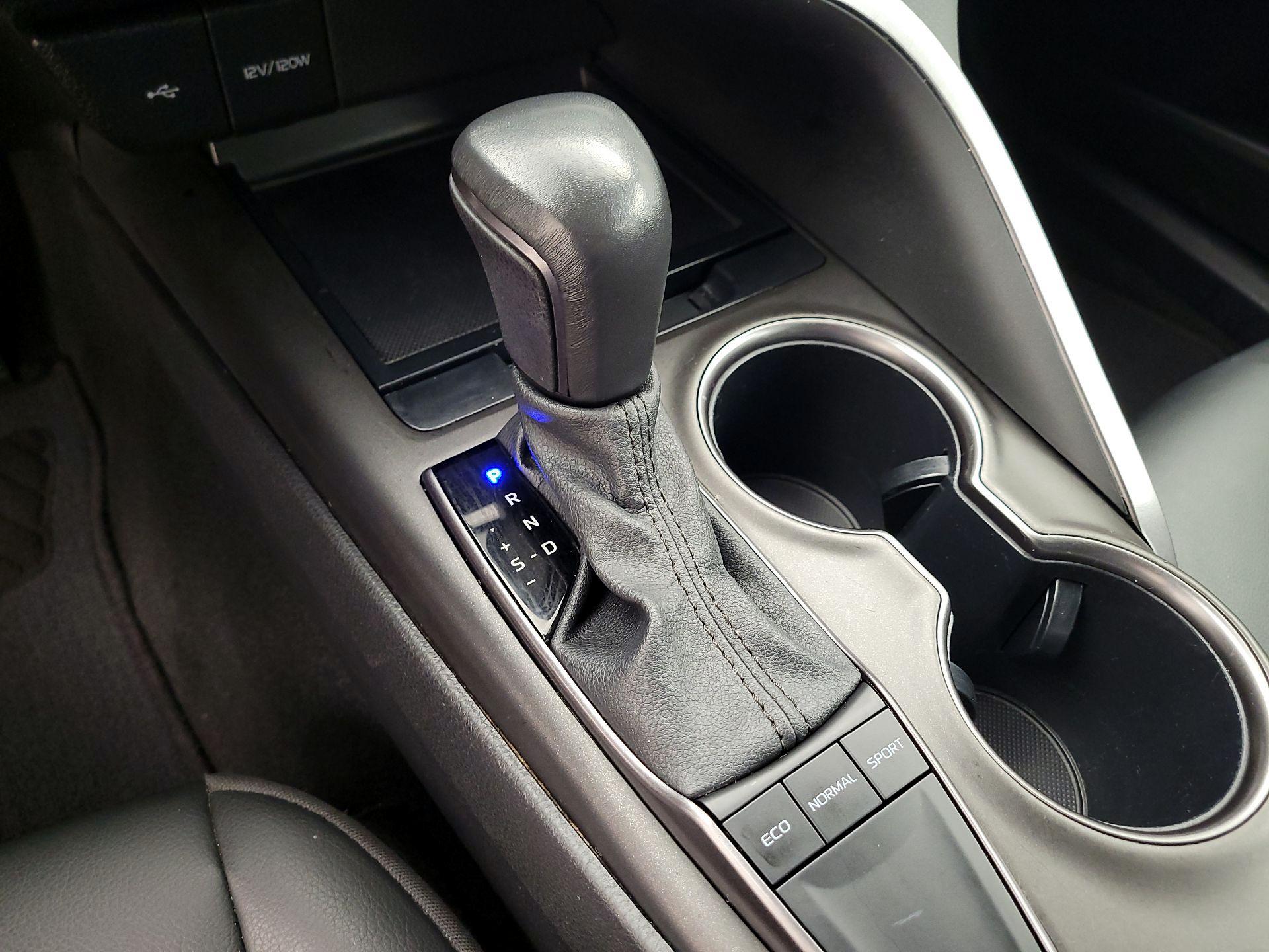 Thumbnail: 2024 Toyota Camry - 17