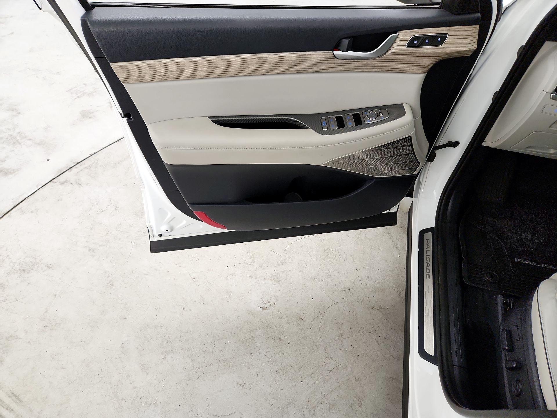 Thumbnail: 2022 Hyundai Palisade - 12