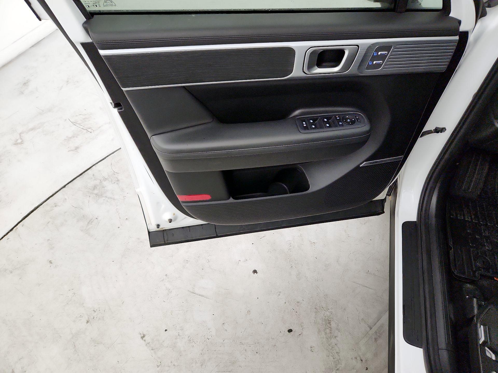 Thumbnail: 2024 Hyundai Santa Fe - 10