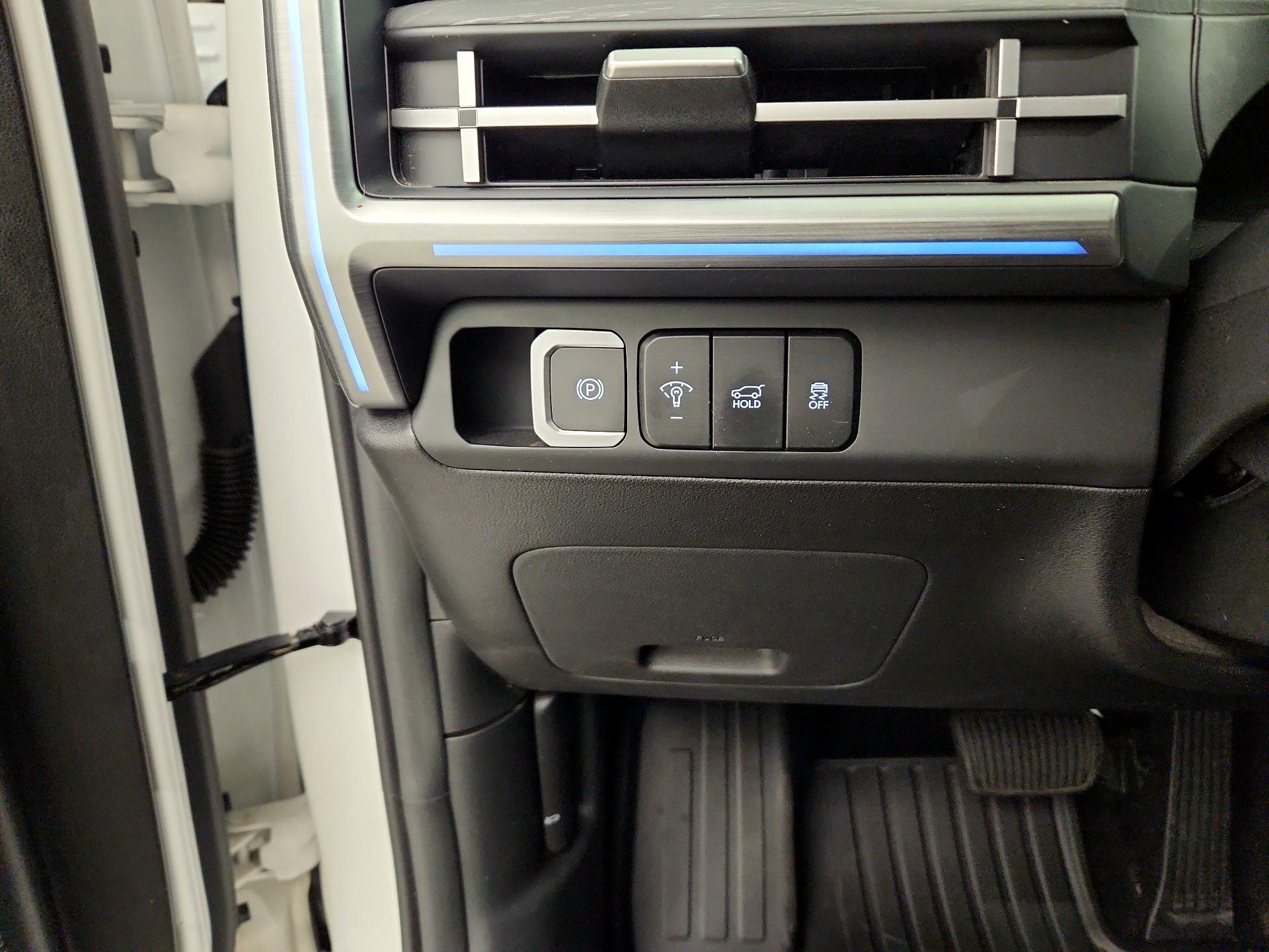 Thumbnail: 2024 Hyundai Santa Fe - 11