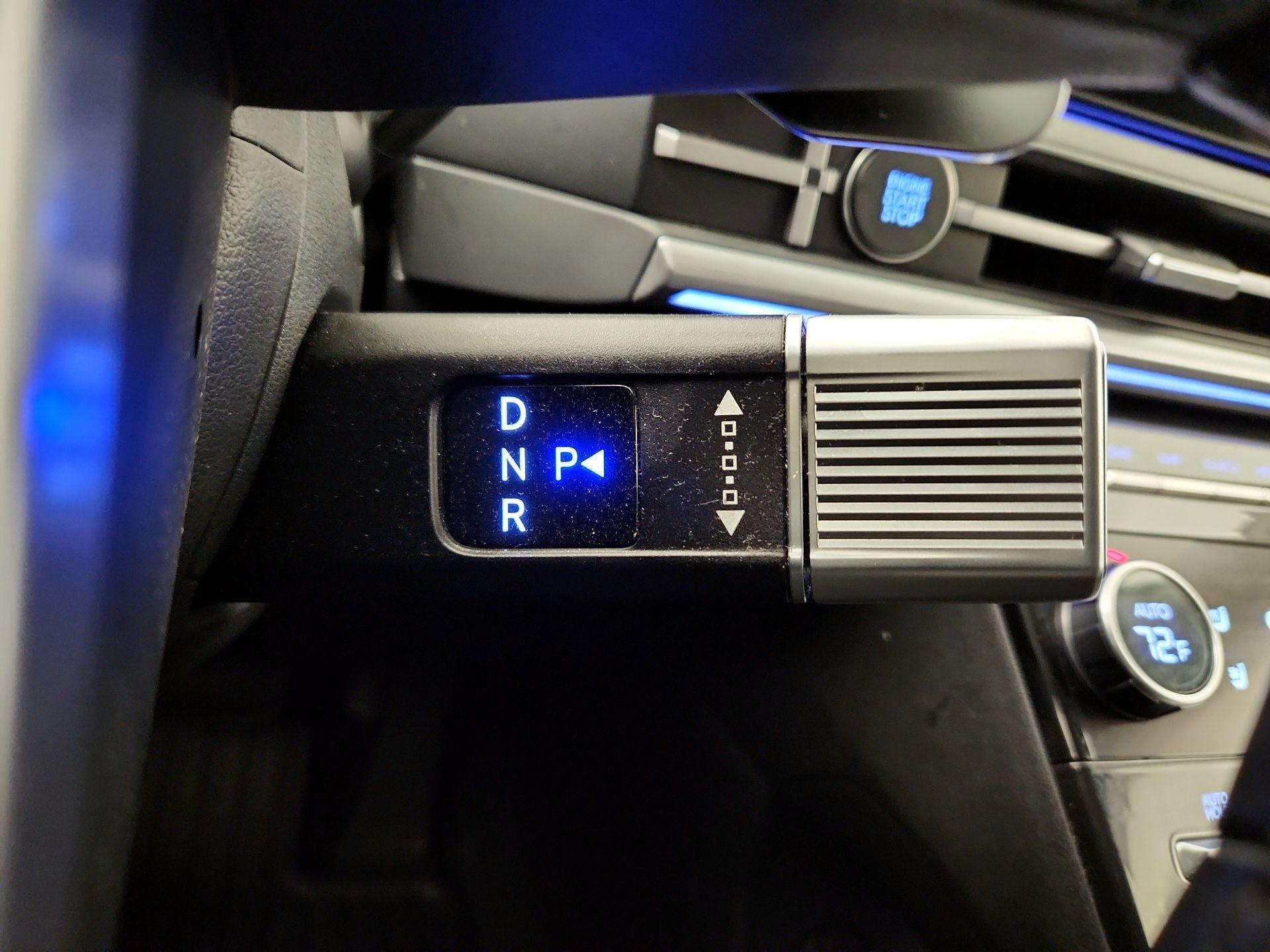 Thumbnail: 2024 Hyundai Santa Fe - 16