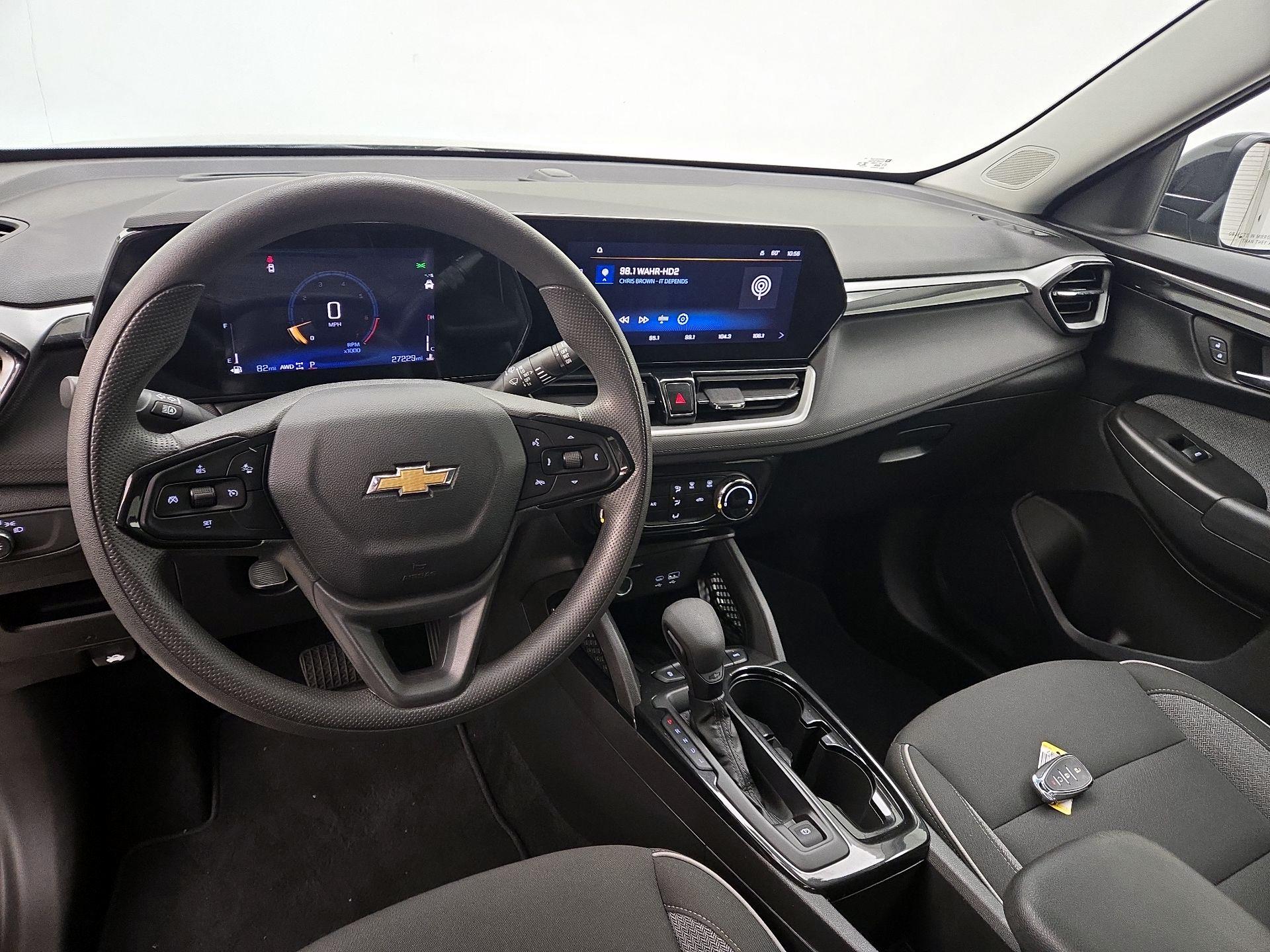 Thumbnail: 2025 Chevrolet TrailBlazer - 9