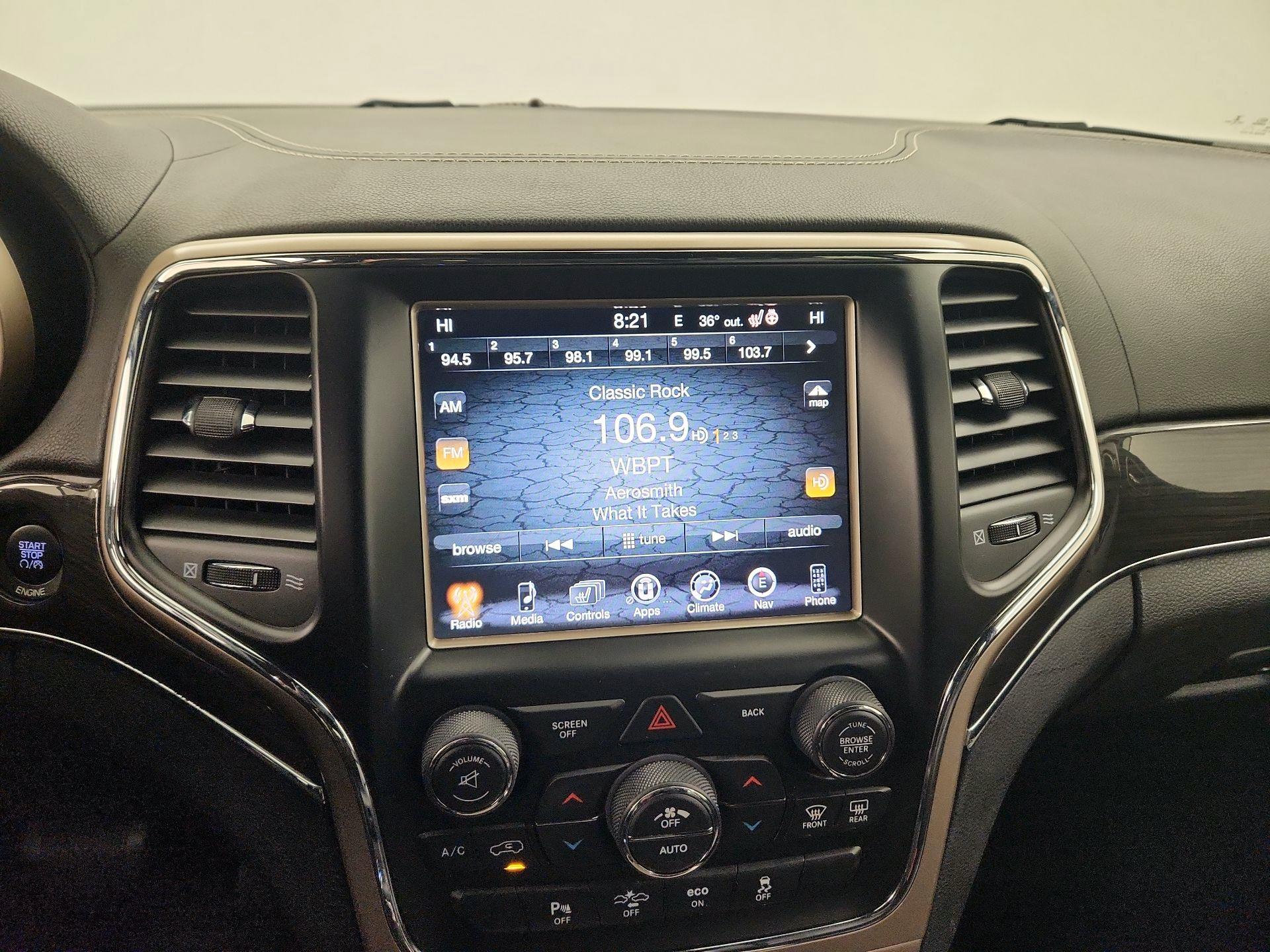 Thumbnail: 2015 Jeep Grand Cherokee - 16