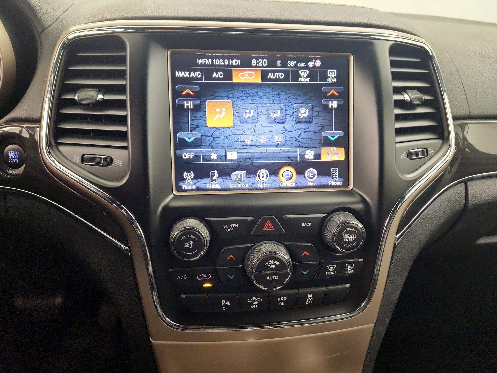 Thumbnail: 2015 Jeep Grand Cherokee - 17