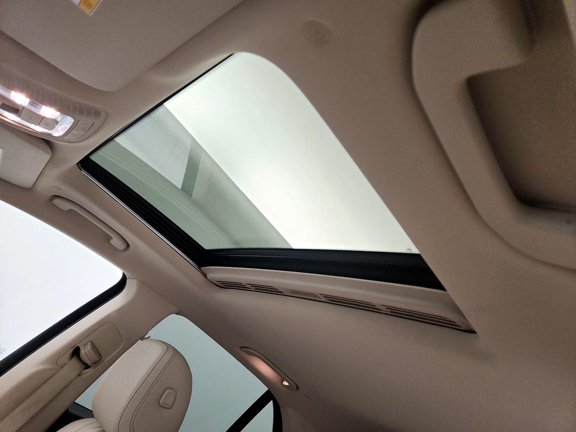 Thumbnail: 2020 Mercedes-Benz GLE - 20