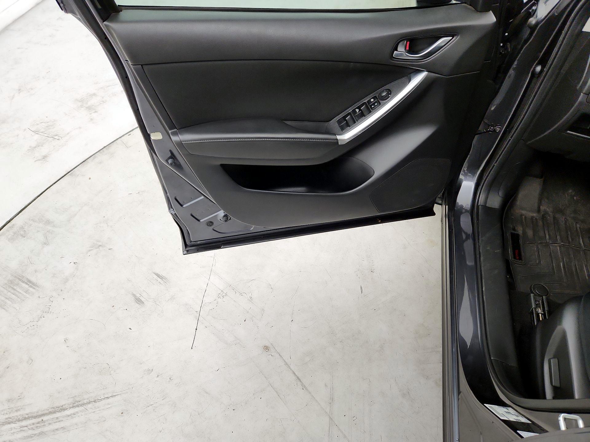 Thumbnail: 2016 Mazda CX-5 - 10