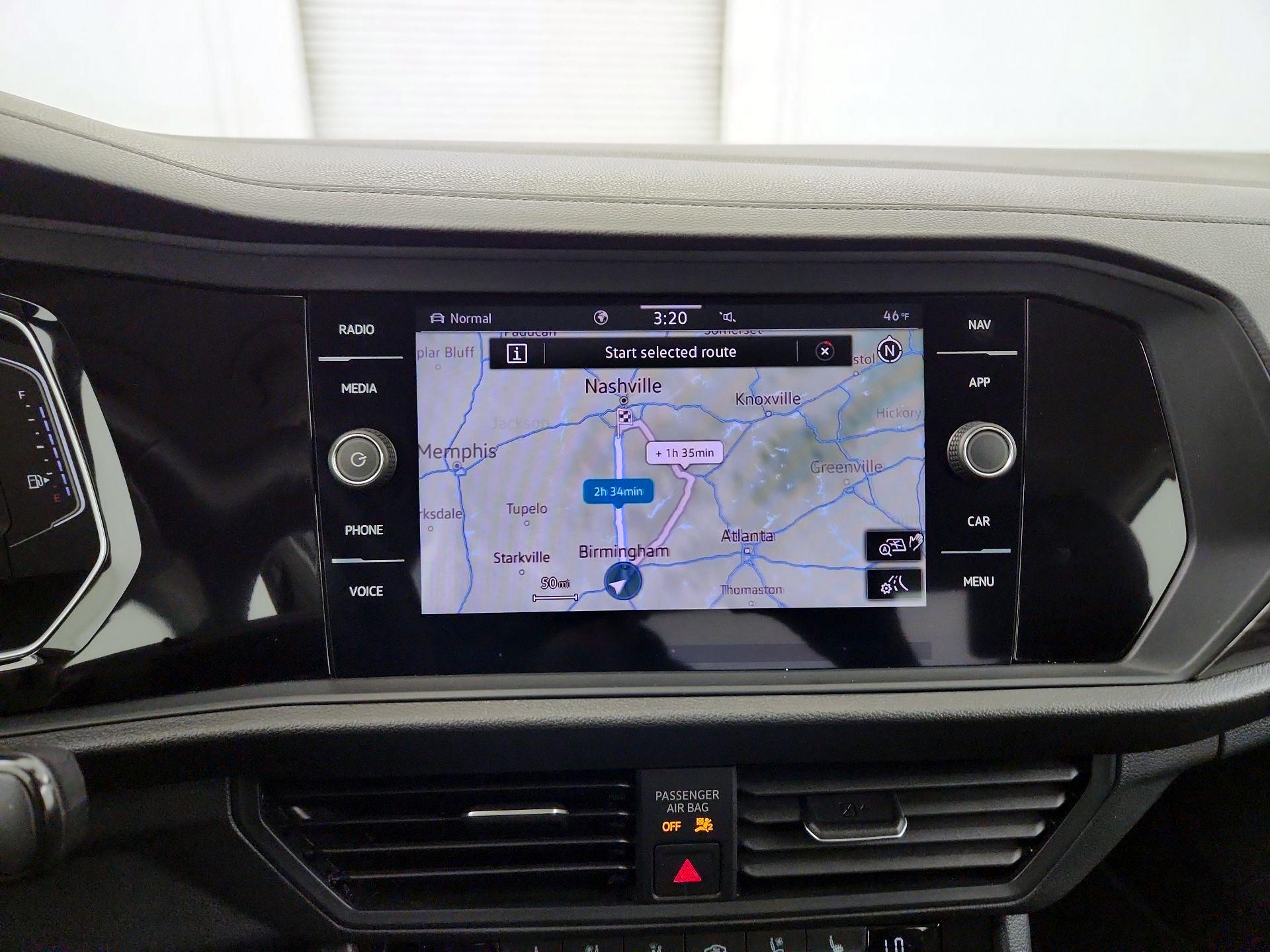 Thumbnail: 2024 Volkswagen Jetta - 12