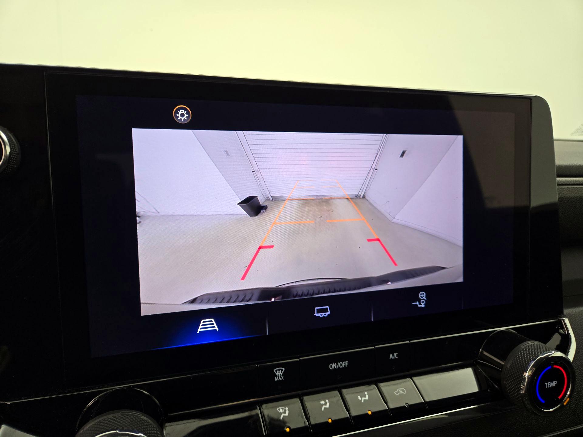 Thumbnail: 2023 Chevrolet Colorado - 13