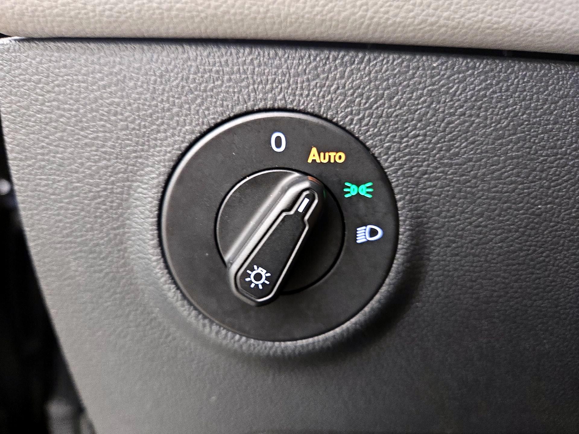 Thumbnail: 2024 Volkswagen Taos - 13