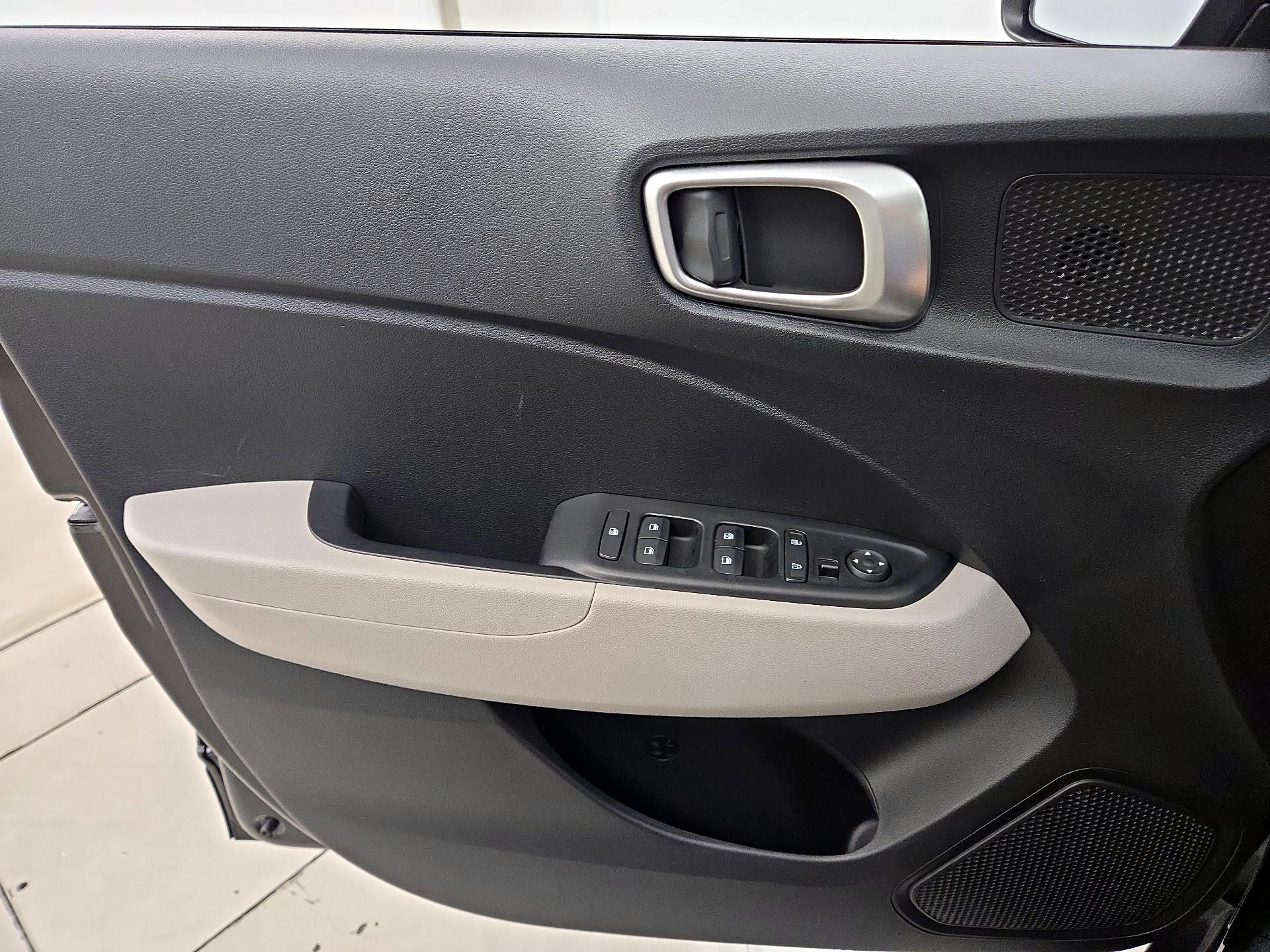 Thumbnail: 2025 Hyundai Venue - 12