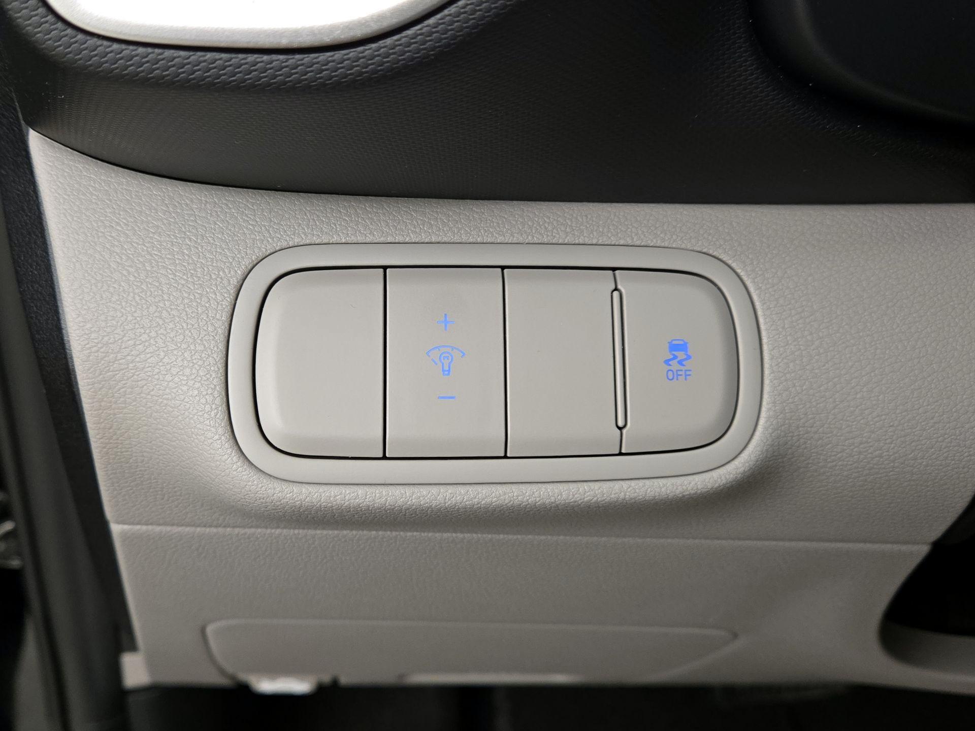 Thumbnail: 2025 Hyundai Venue - 13