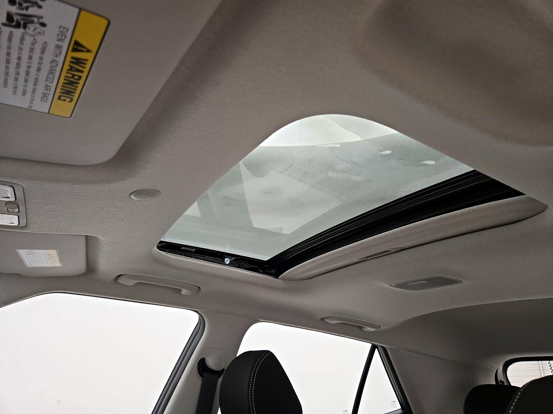 Thumbnail: 2025 Hyundai Venue - 19