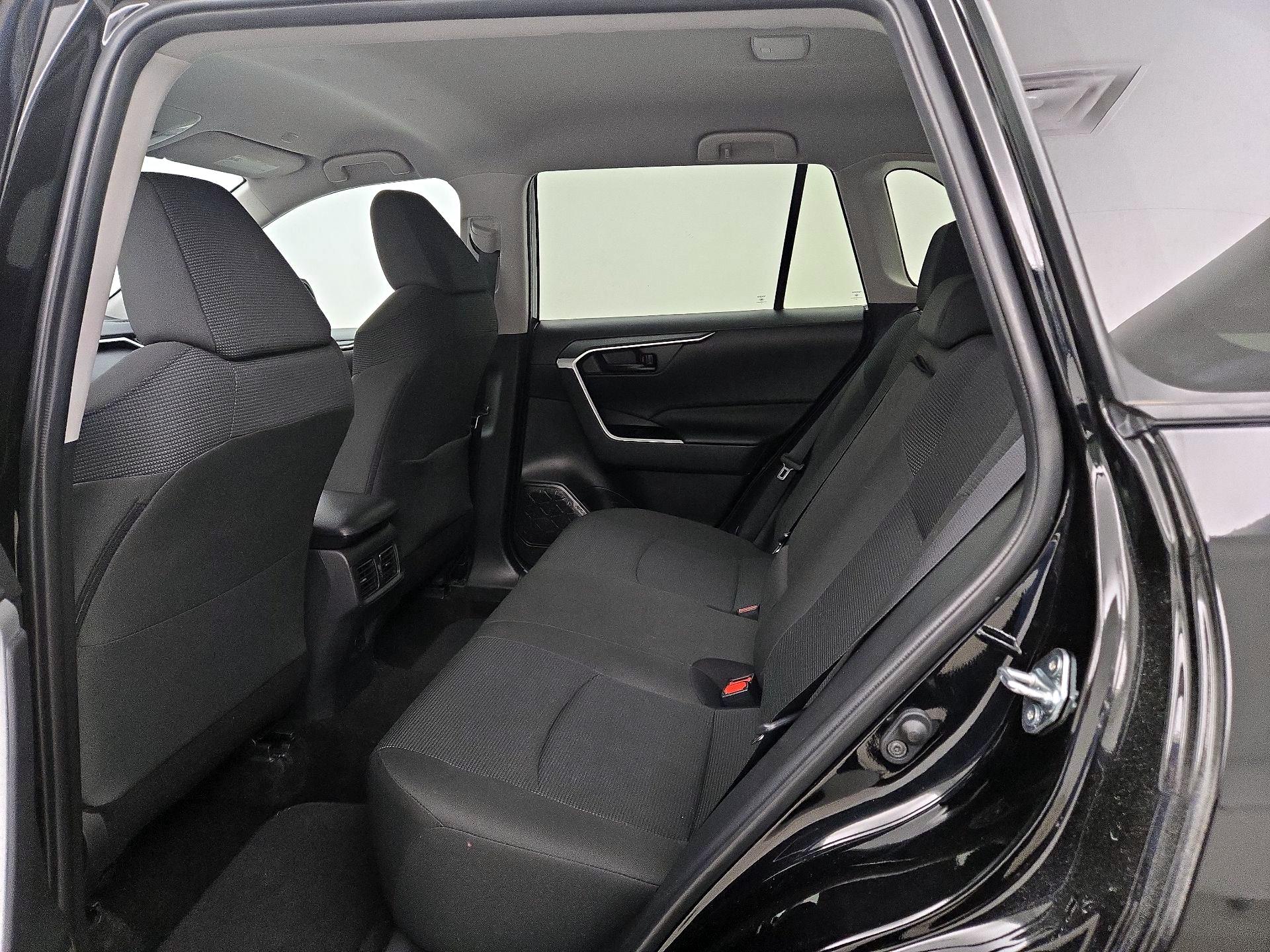 Thumbnail: 2025 Toyota RAV4 - 19