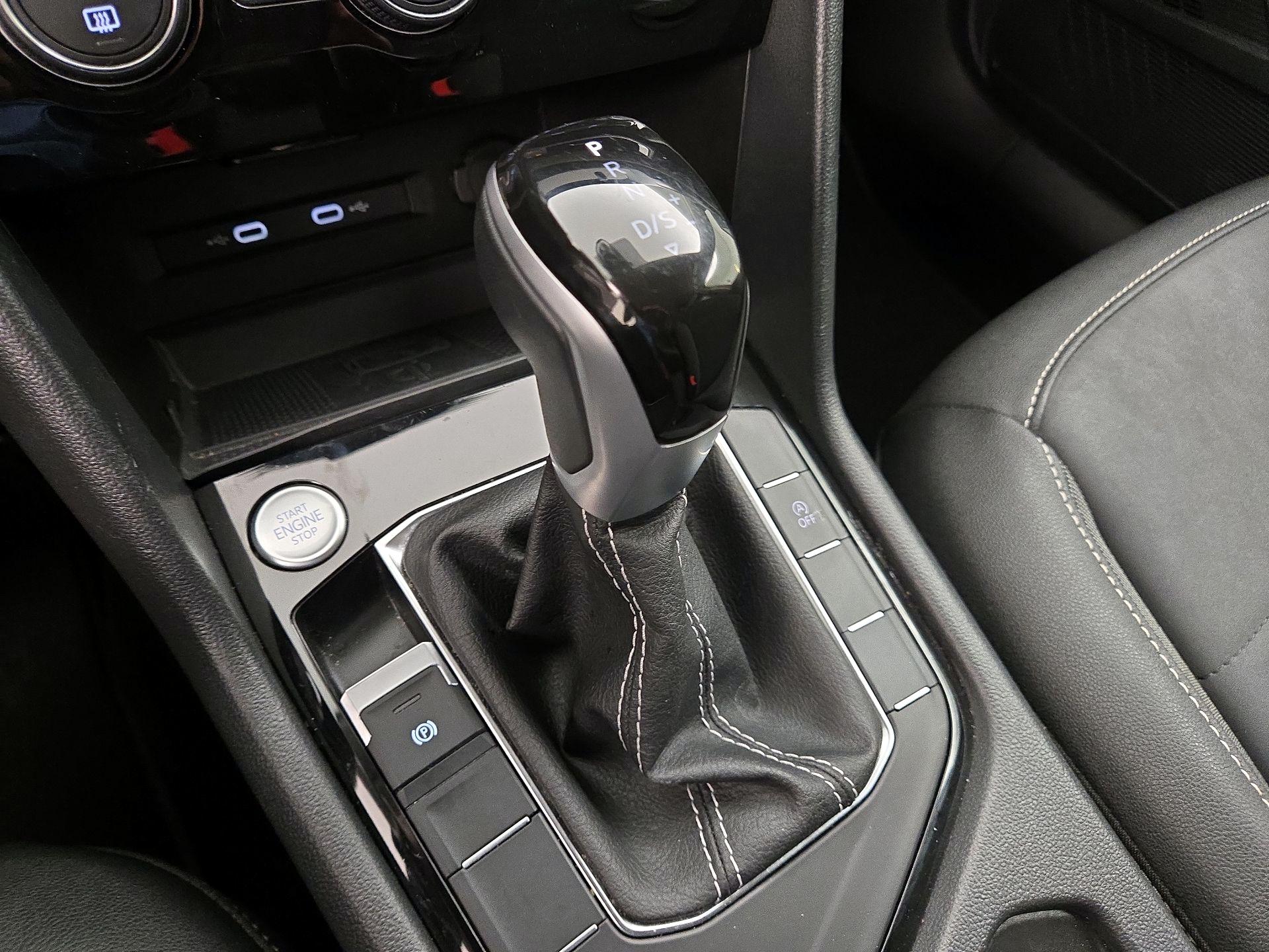 Thumbnail: 2024 Volkswagen Taos - 17