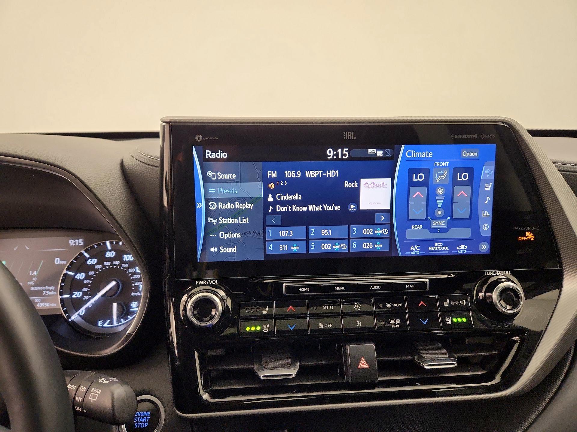 Thumbnail: 2021 Toyota Highlander - 16