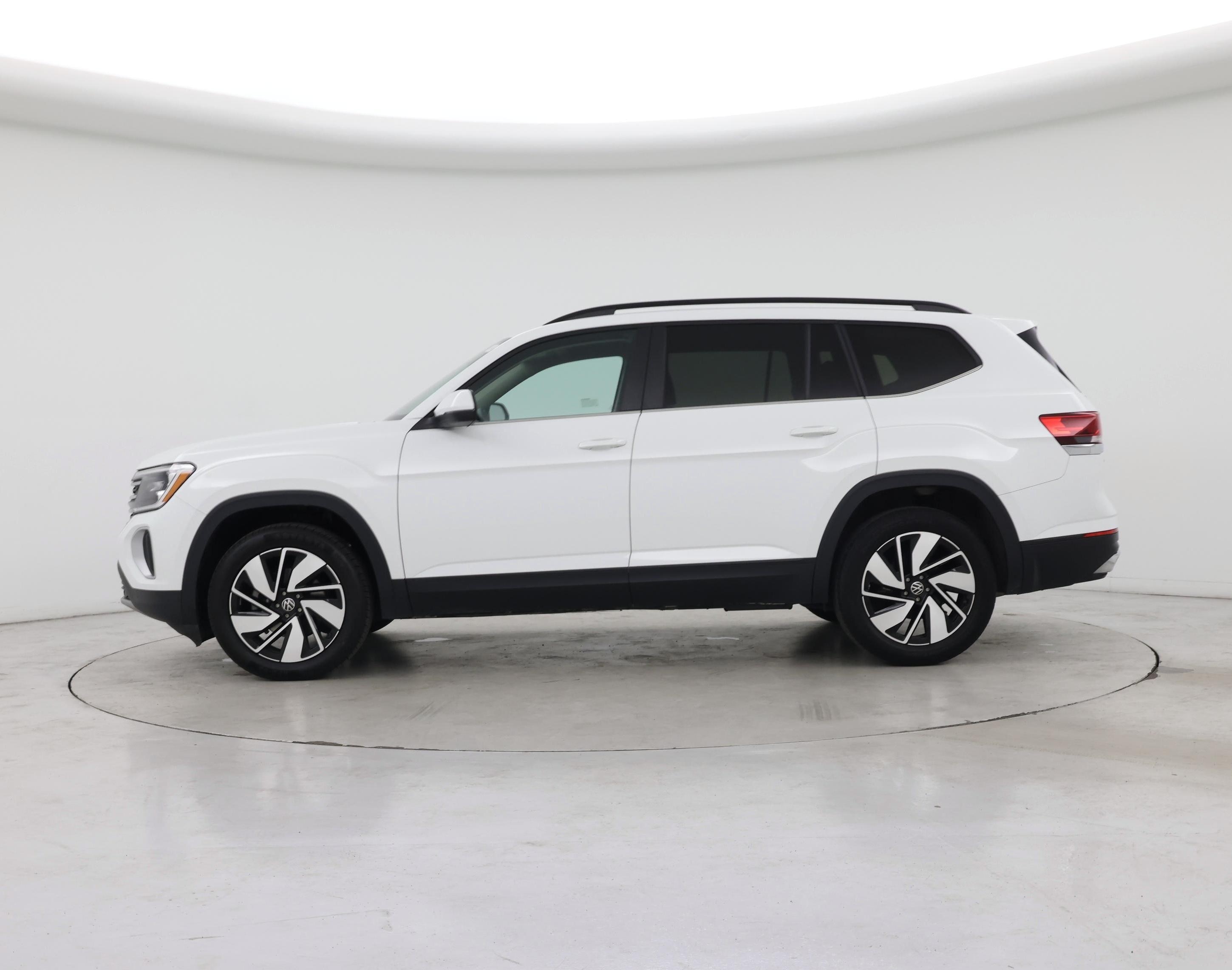 Thumbnail: 2024 Volkswagen Atlas - 3