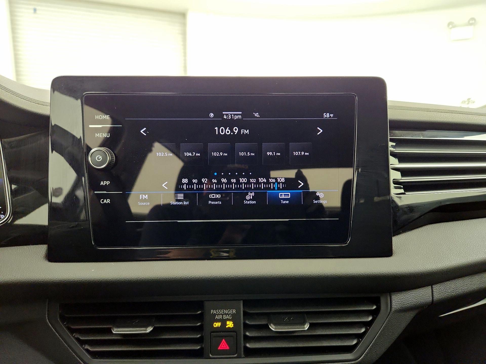 Thumbnail: 2025 Volkswagen Jetta - 13