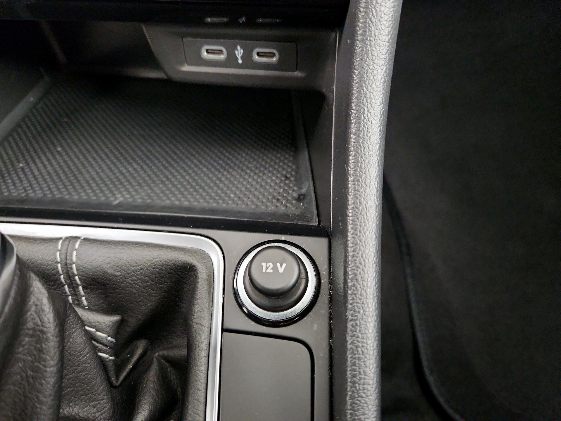 Thumbnail: 2025 Volkswagen Jetta - 16