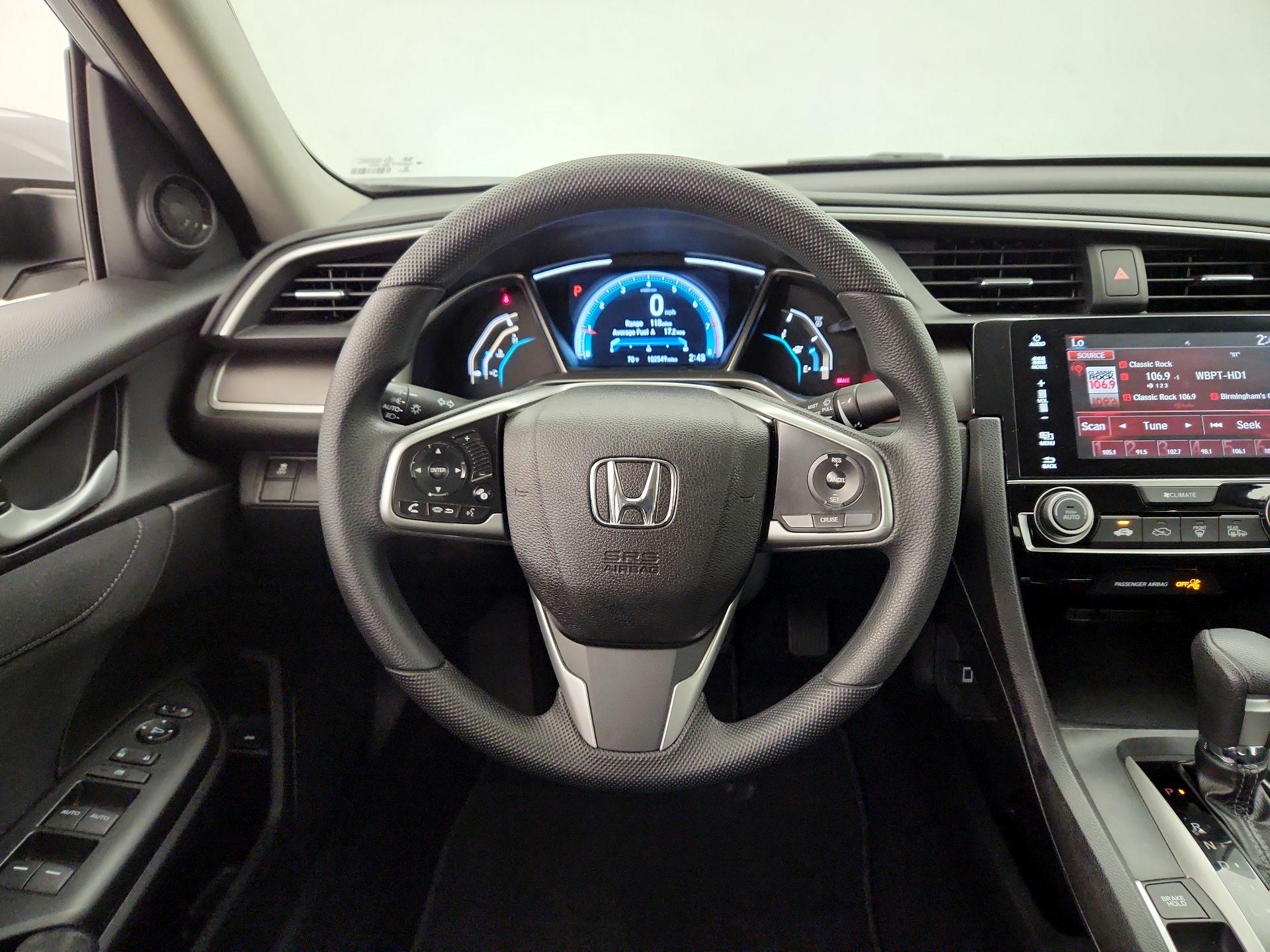 Thumbnail: 2017 Honda Civic - 10
