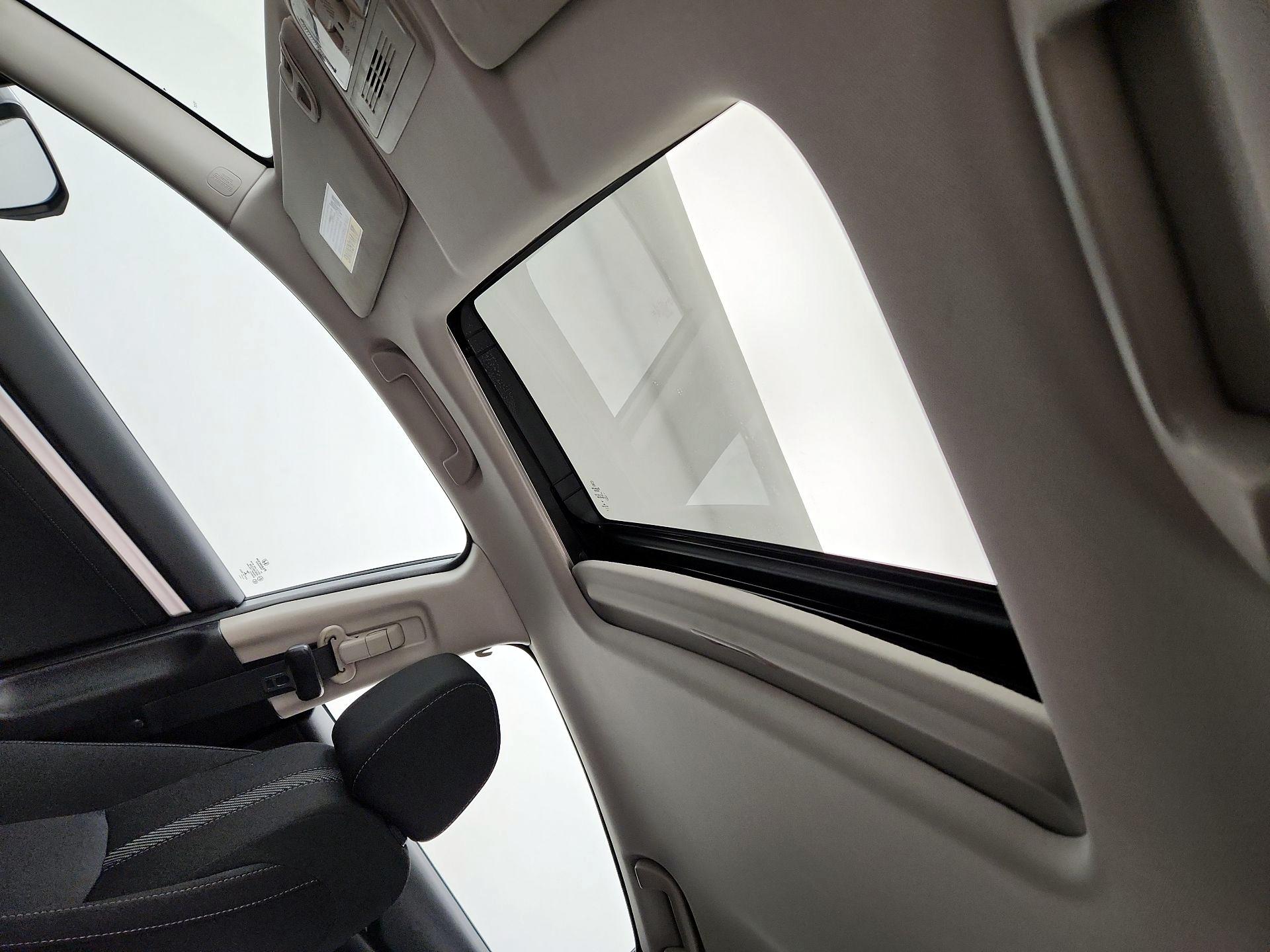 Thumbnail: 2017 Honda Civic - 19