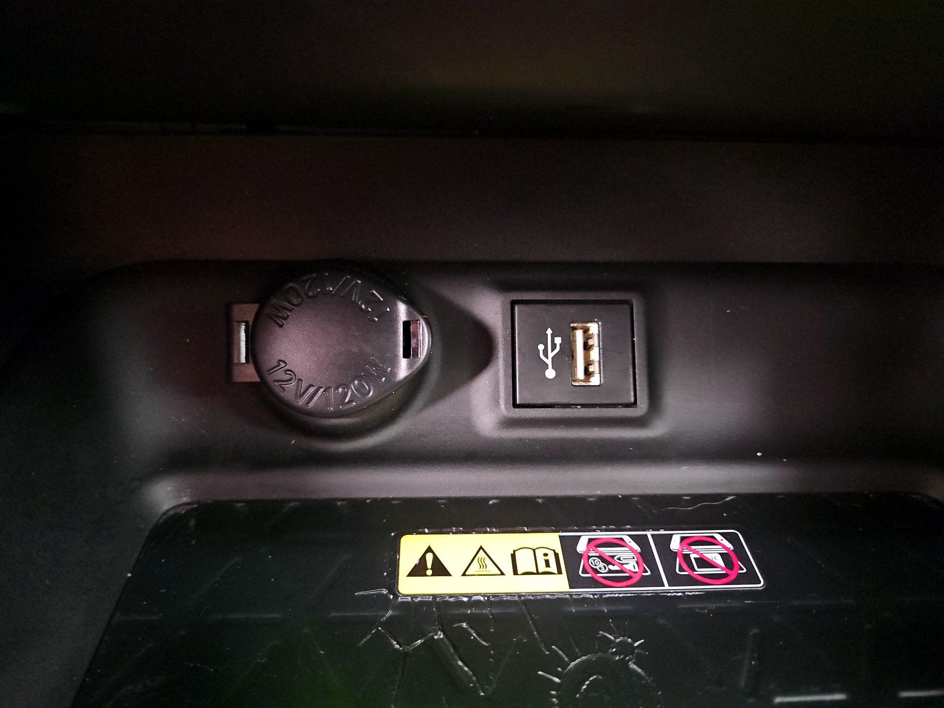 Thumbnail: 2024 Toyota RAV4 - 18