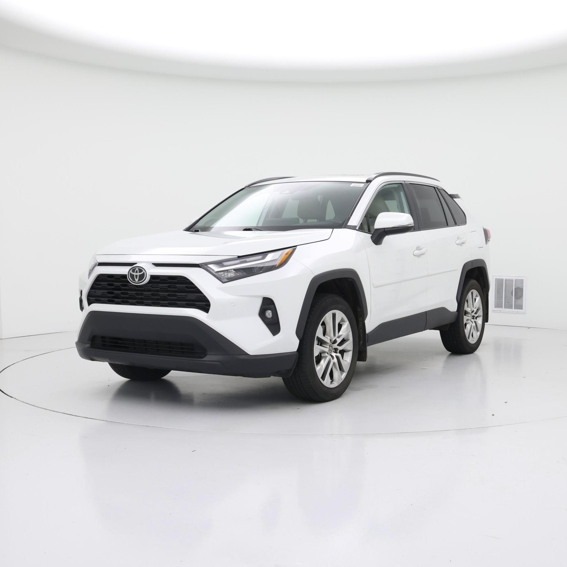 Thumbnail: 2024 Toyota RAV4 - 4