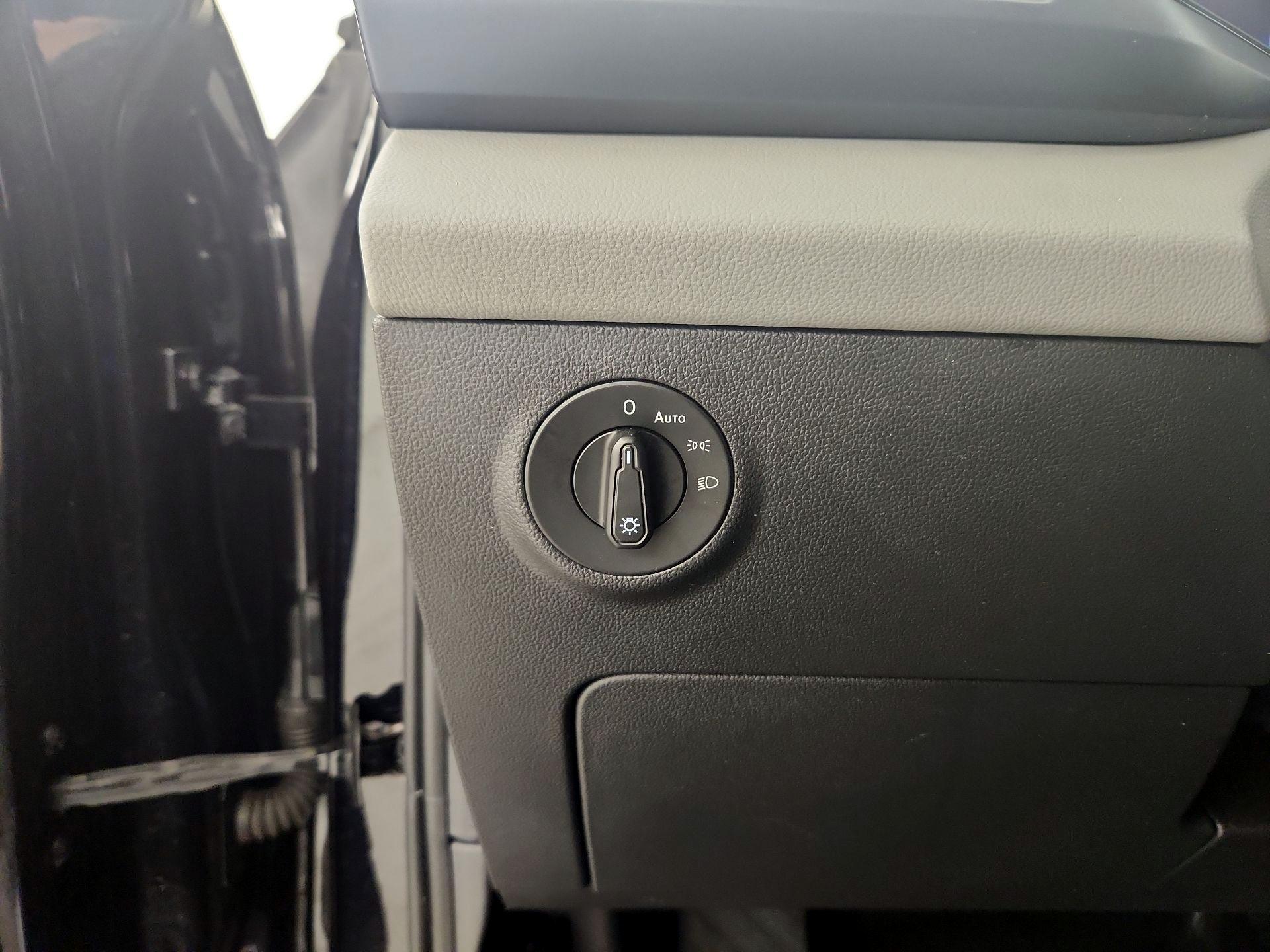 Thumbnail: 2023 Volkswagen Taos - 13