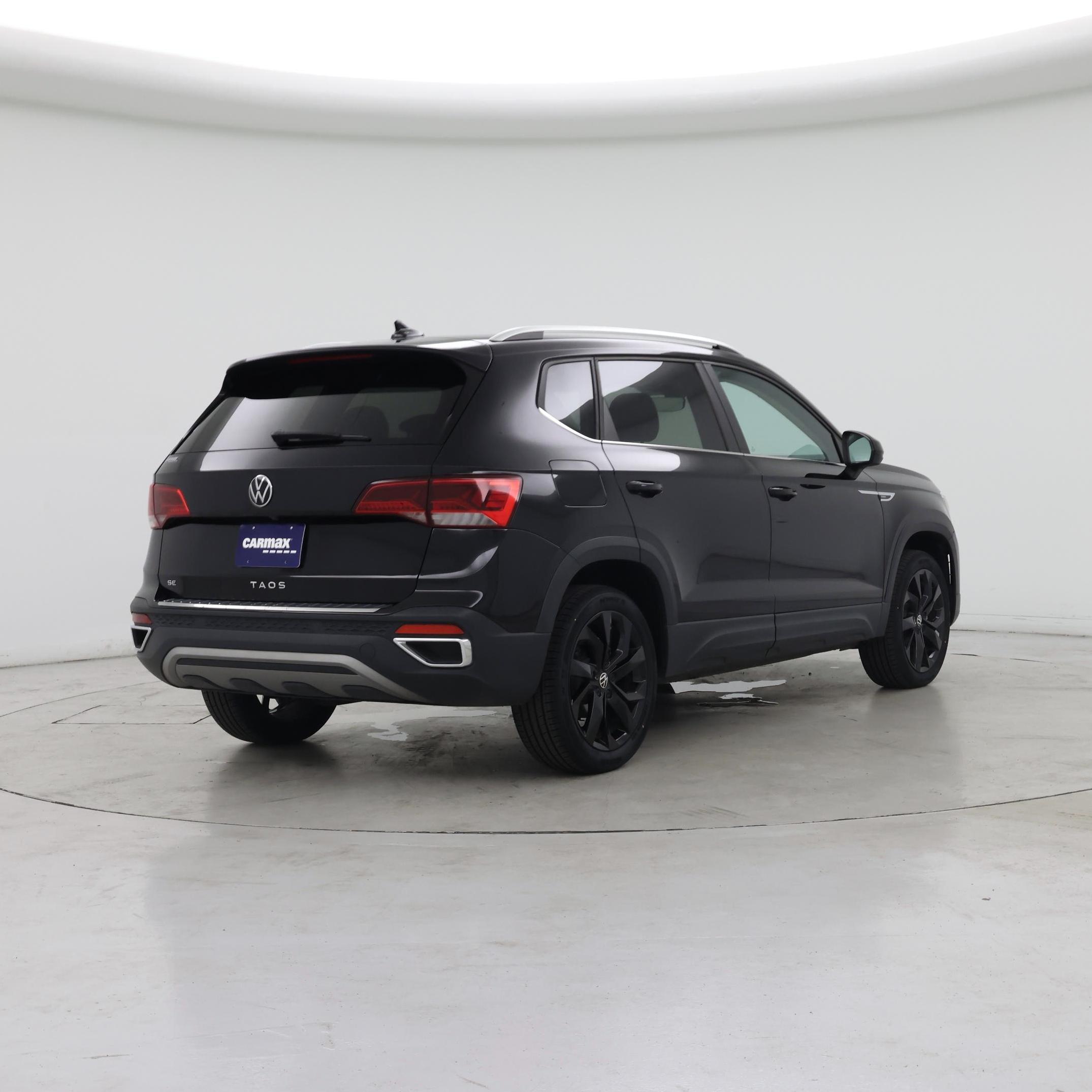 Thumbnail: 2023 Volkswagen Taos - 8