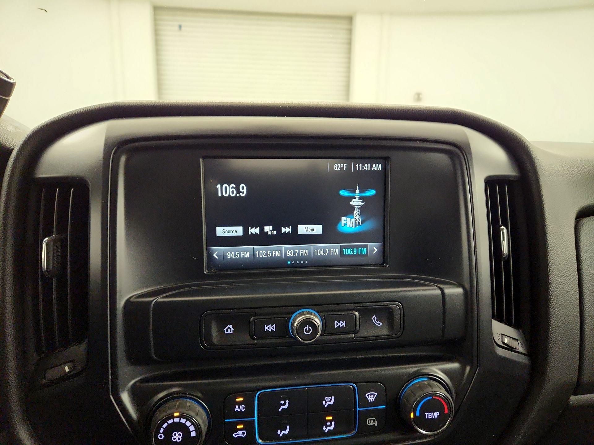 Thumbnail: 2017 Chevrolet Silverado 1500 - 13