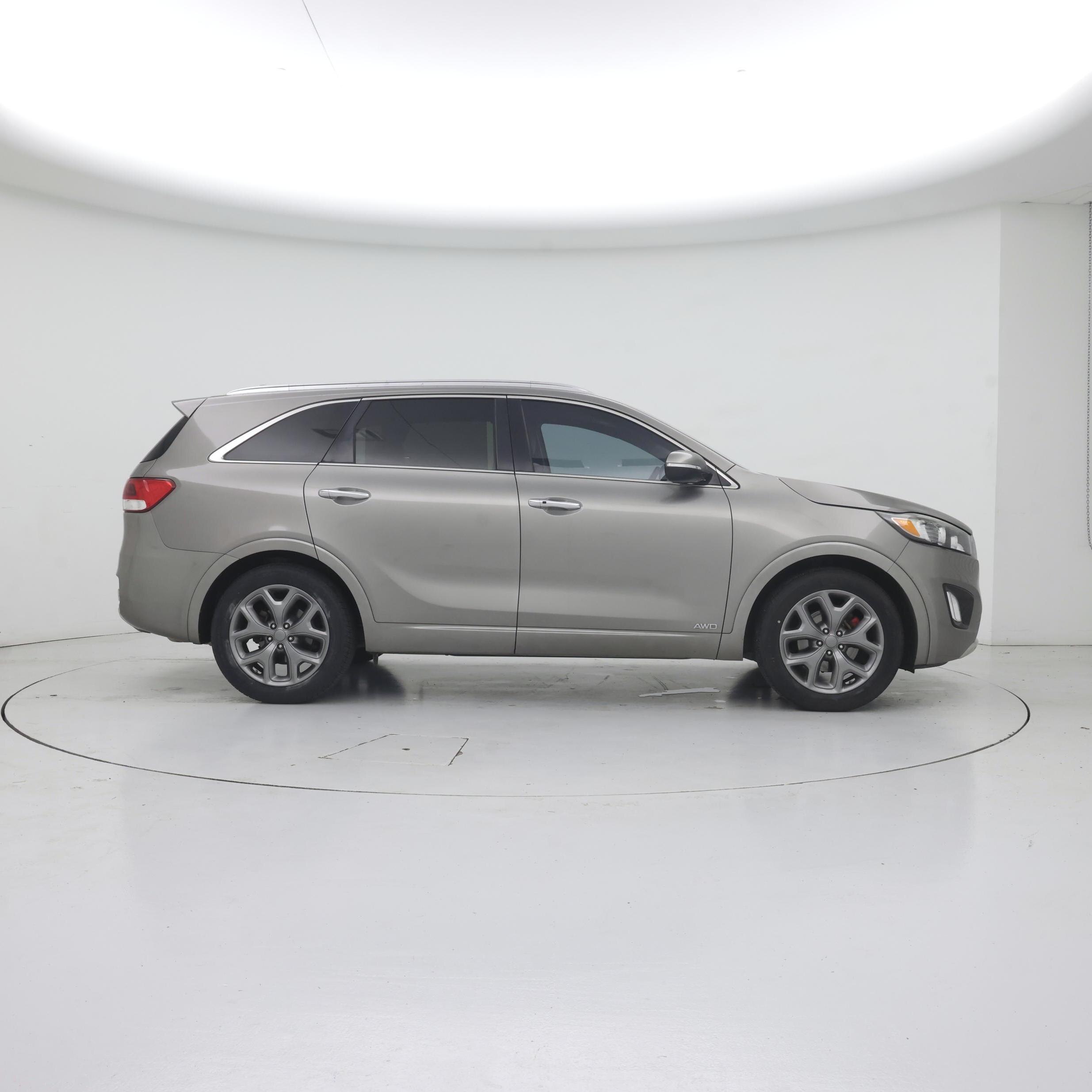 Thumbnail: 2017 Kia Sorento - 7