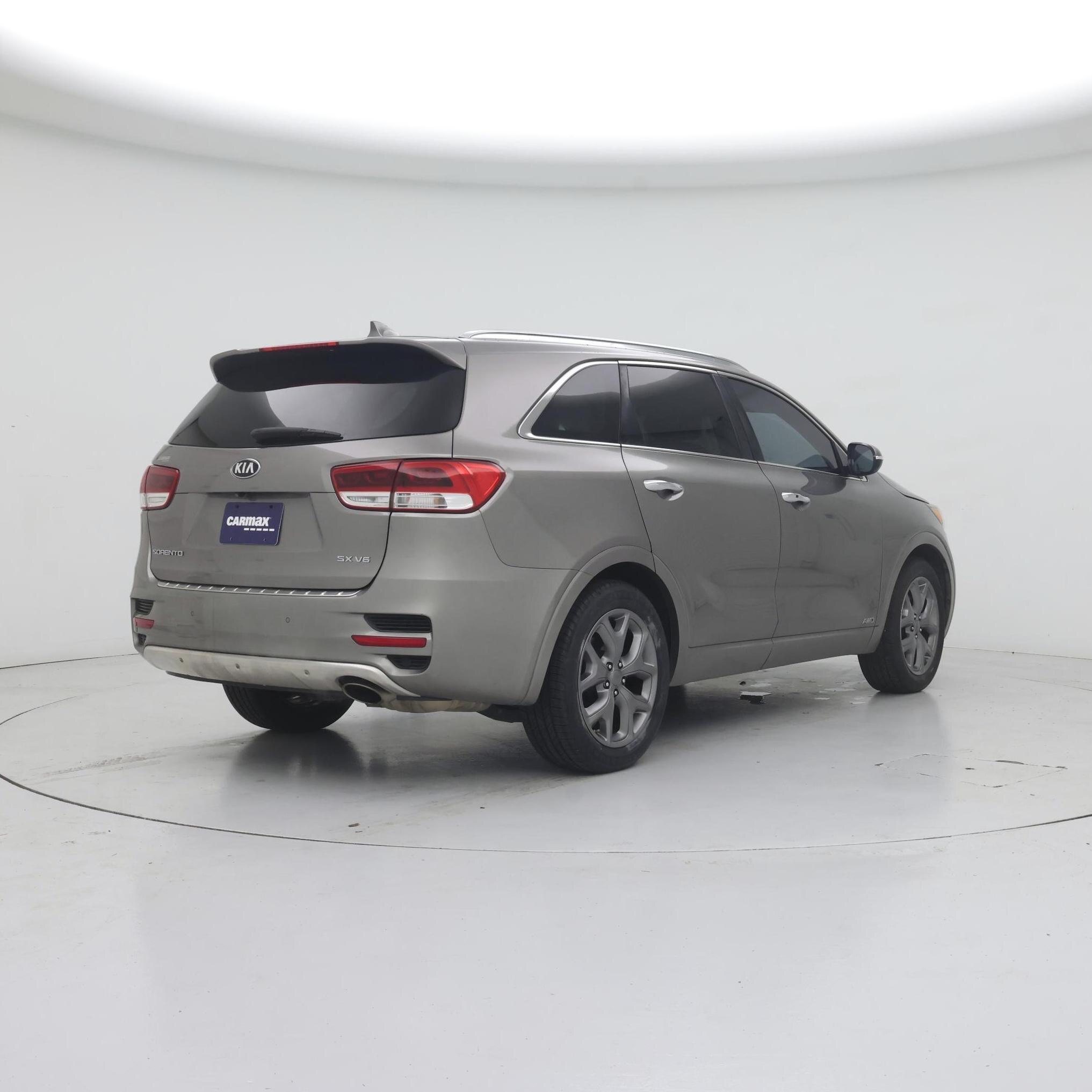 Thumbnail: 2017 Kia Sorento - 8