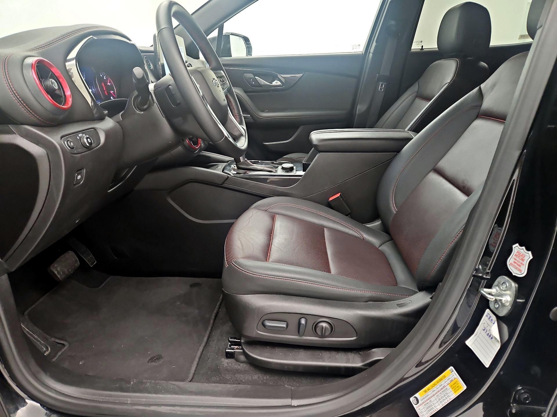 Thumbnail: 2025 Chevrolet Blazer - 11