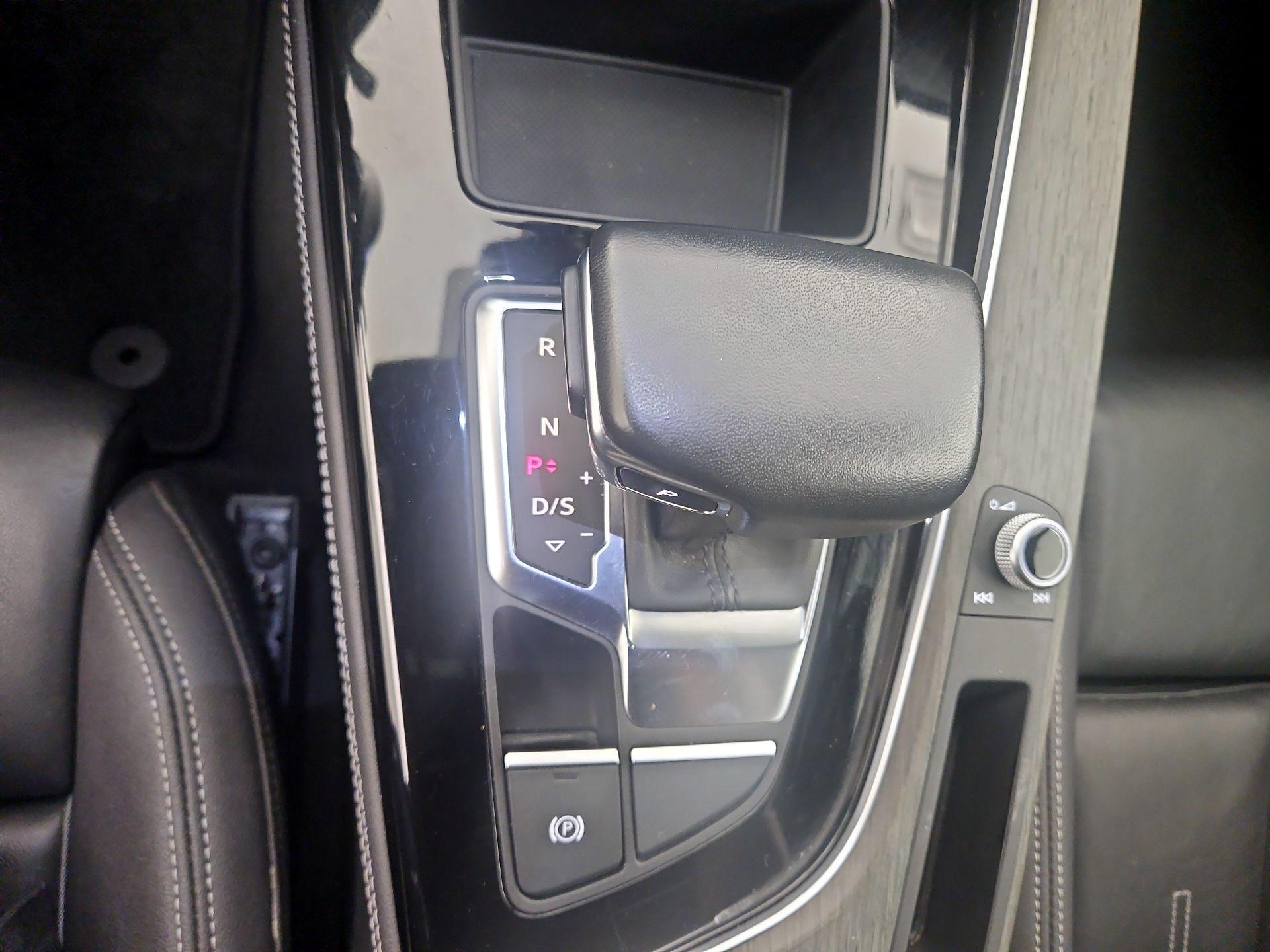 Thumbnail: 2024 Audi A4 - 17