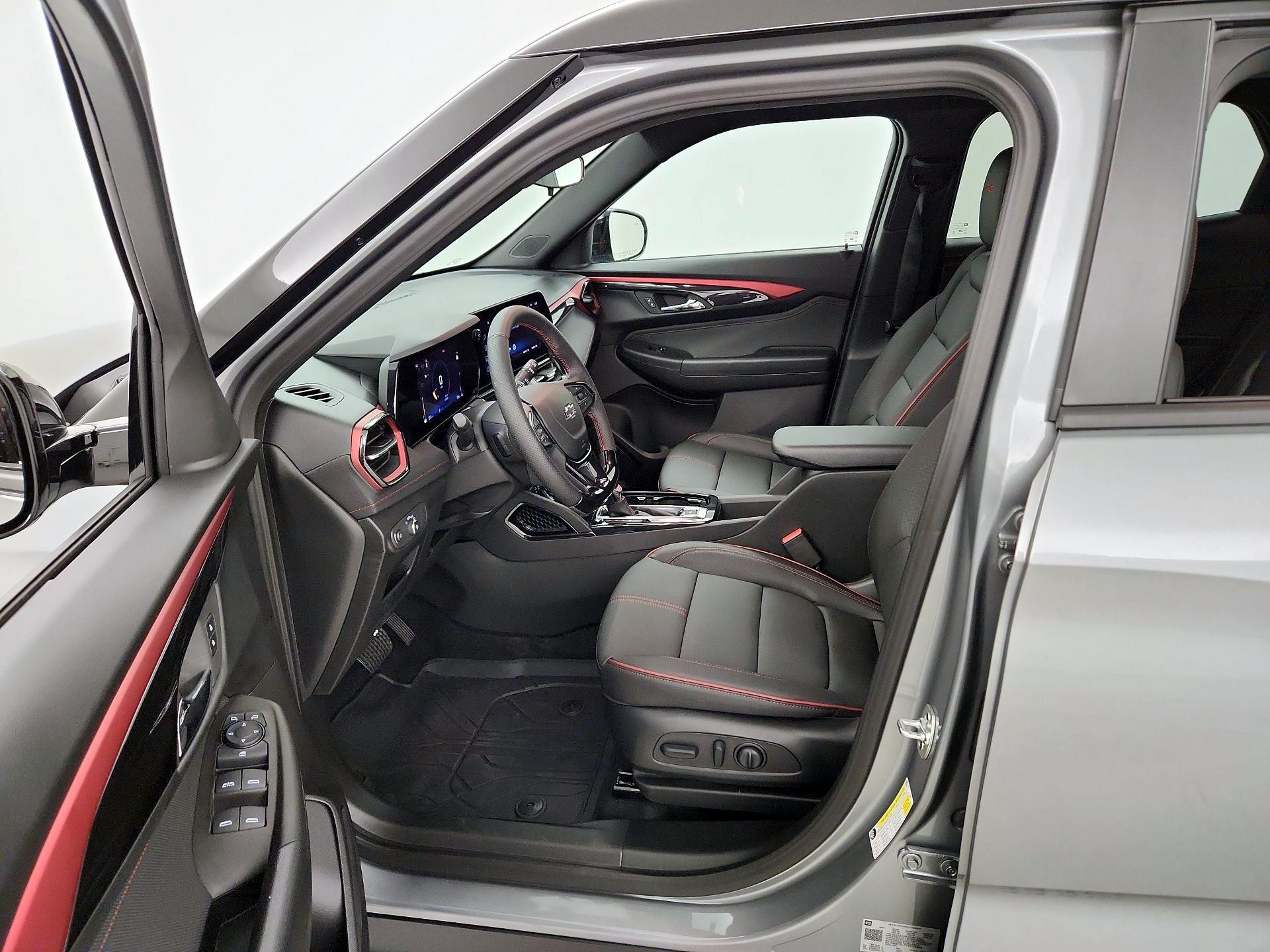 Thumbnail: 2026 Chevrolet TrailBlazer - 11