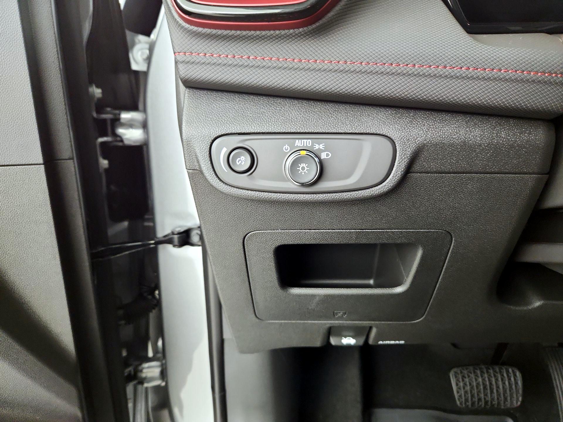 Thumbnail: 2026 Chevrolet TrailBlazer - 13