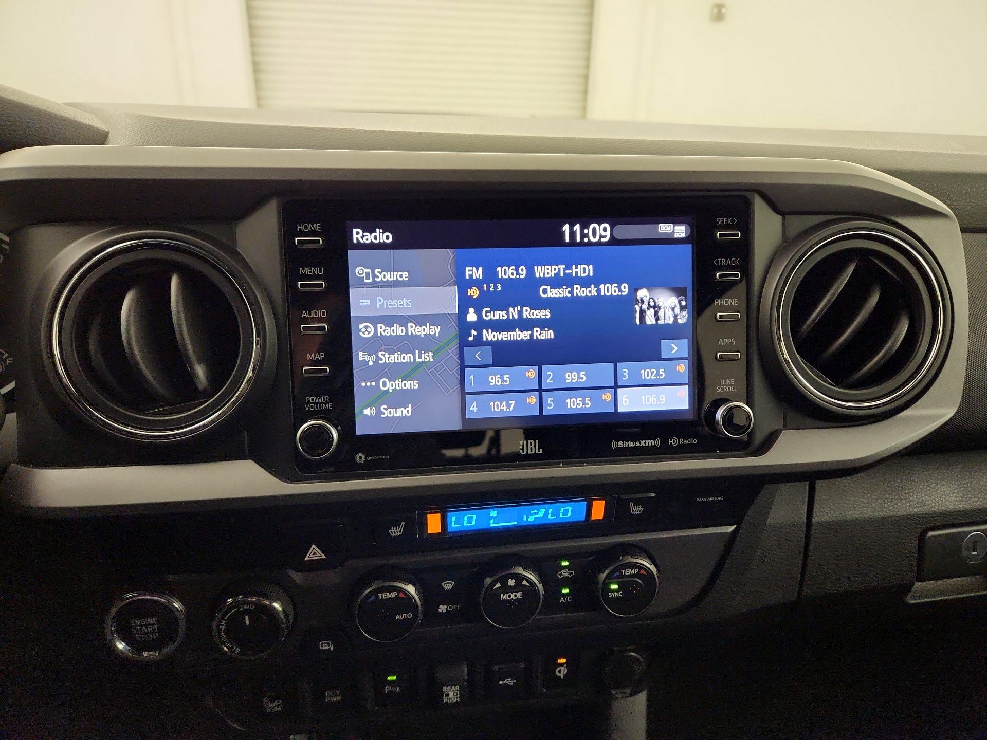 Thumbnail: 2020 Toyota Tacoma - 14