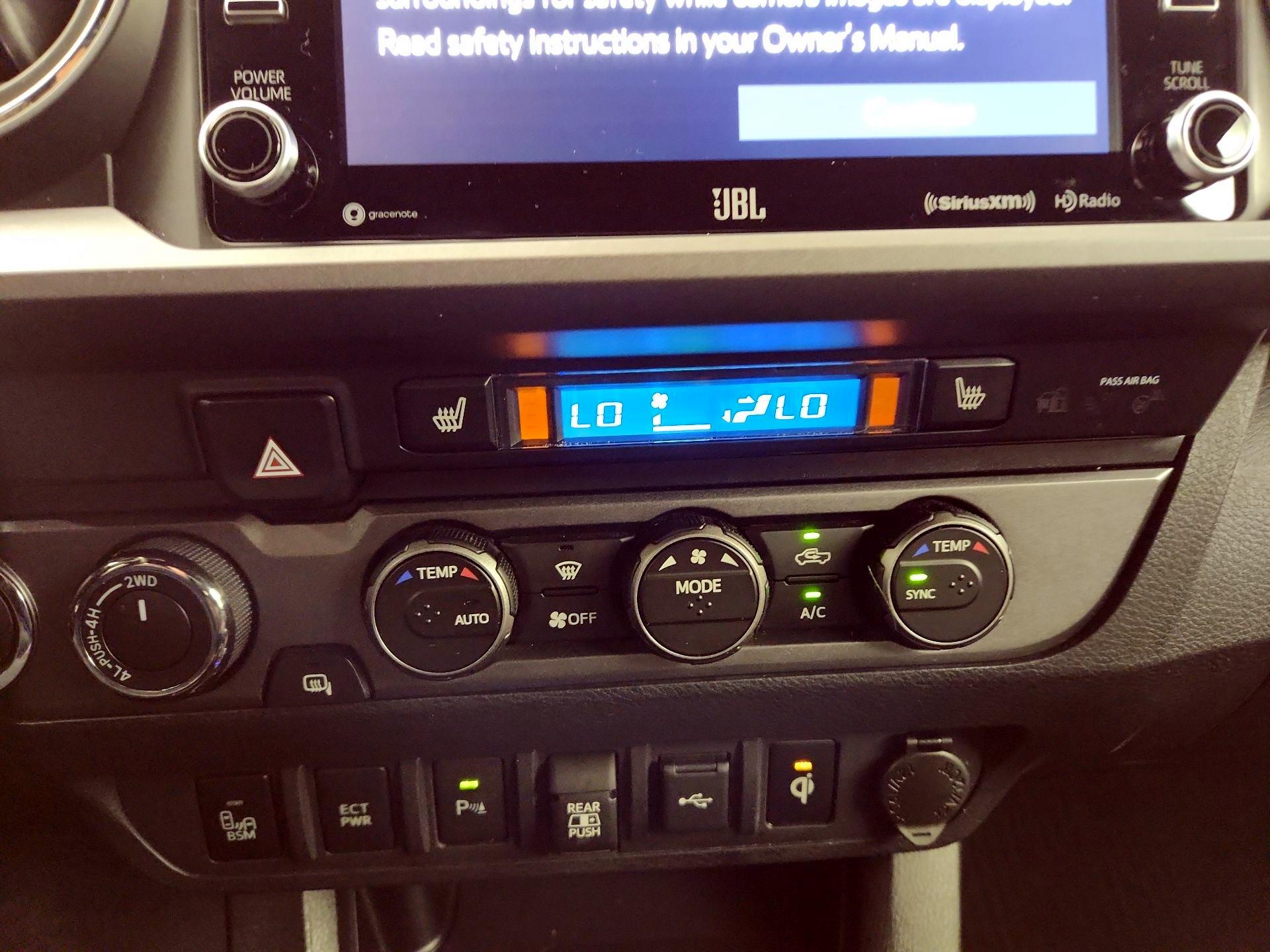 Thumbnail: 2020 Toyota Tacoma - 15