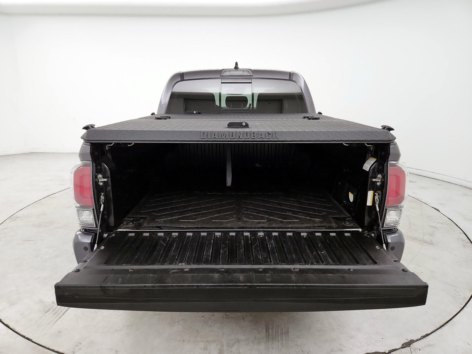 Thumbnail: 2020 Toyota Tacoma - 20