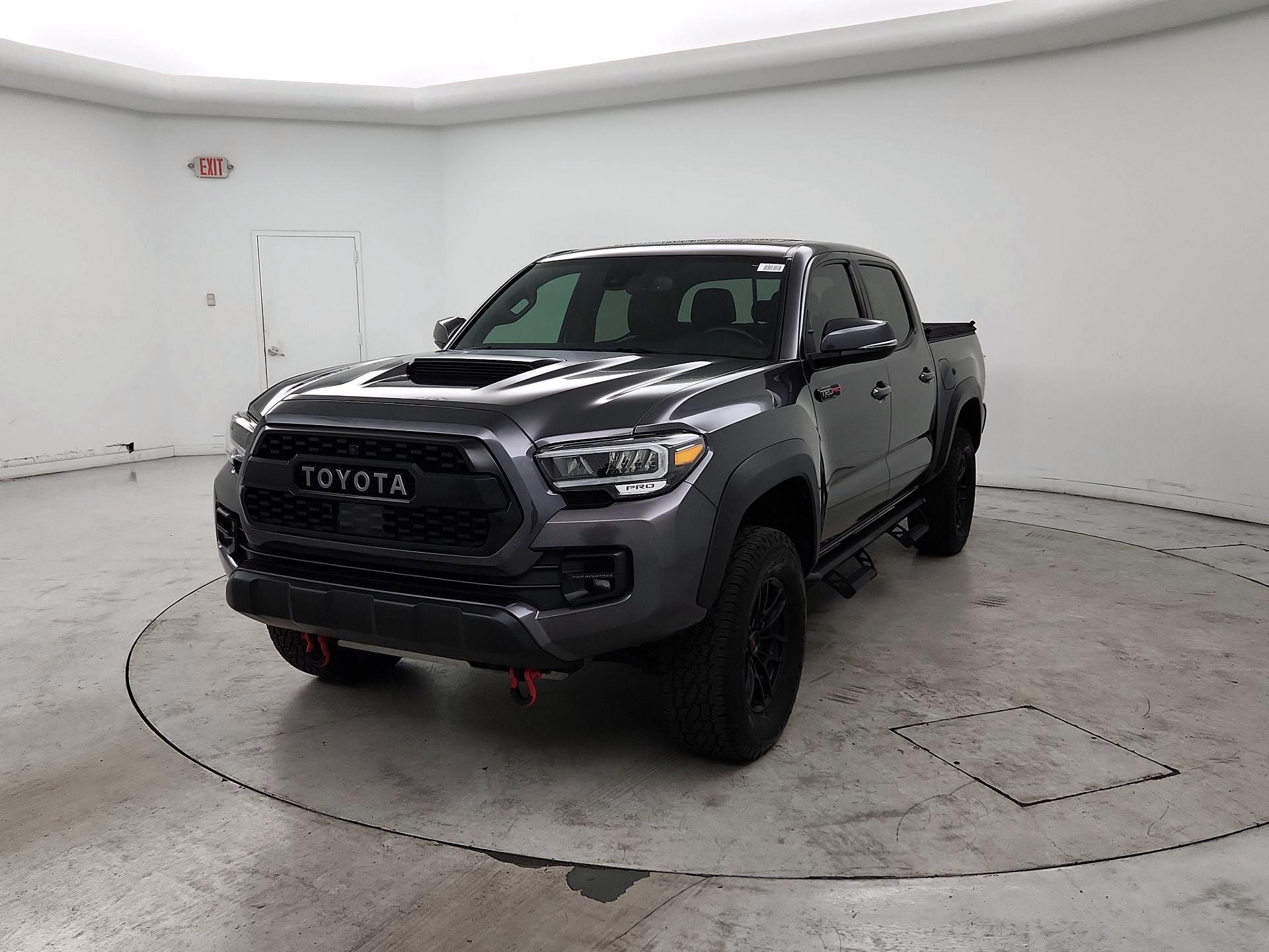 Thumbnail: 2020 Toyota Tacoma - 3