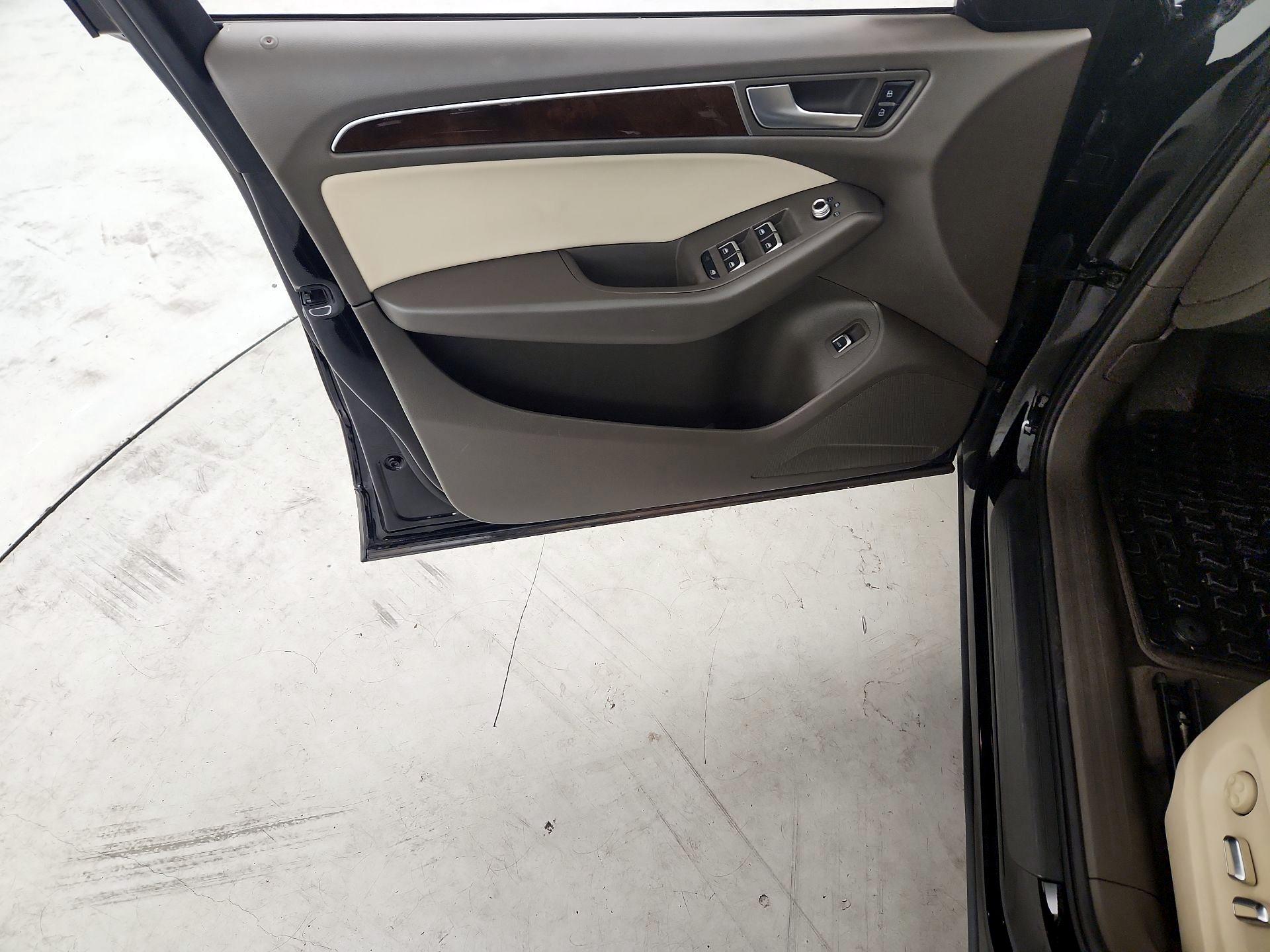 Thumbnail: 2017 Audi Q5 - 12