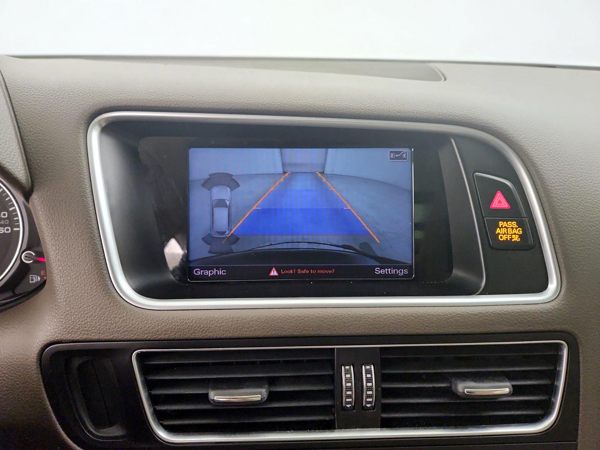 Thumbnail: 2017 Audi Q5 - 15