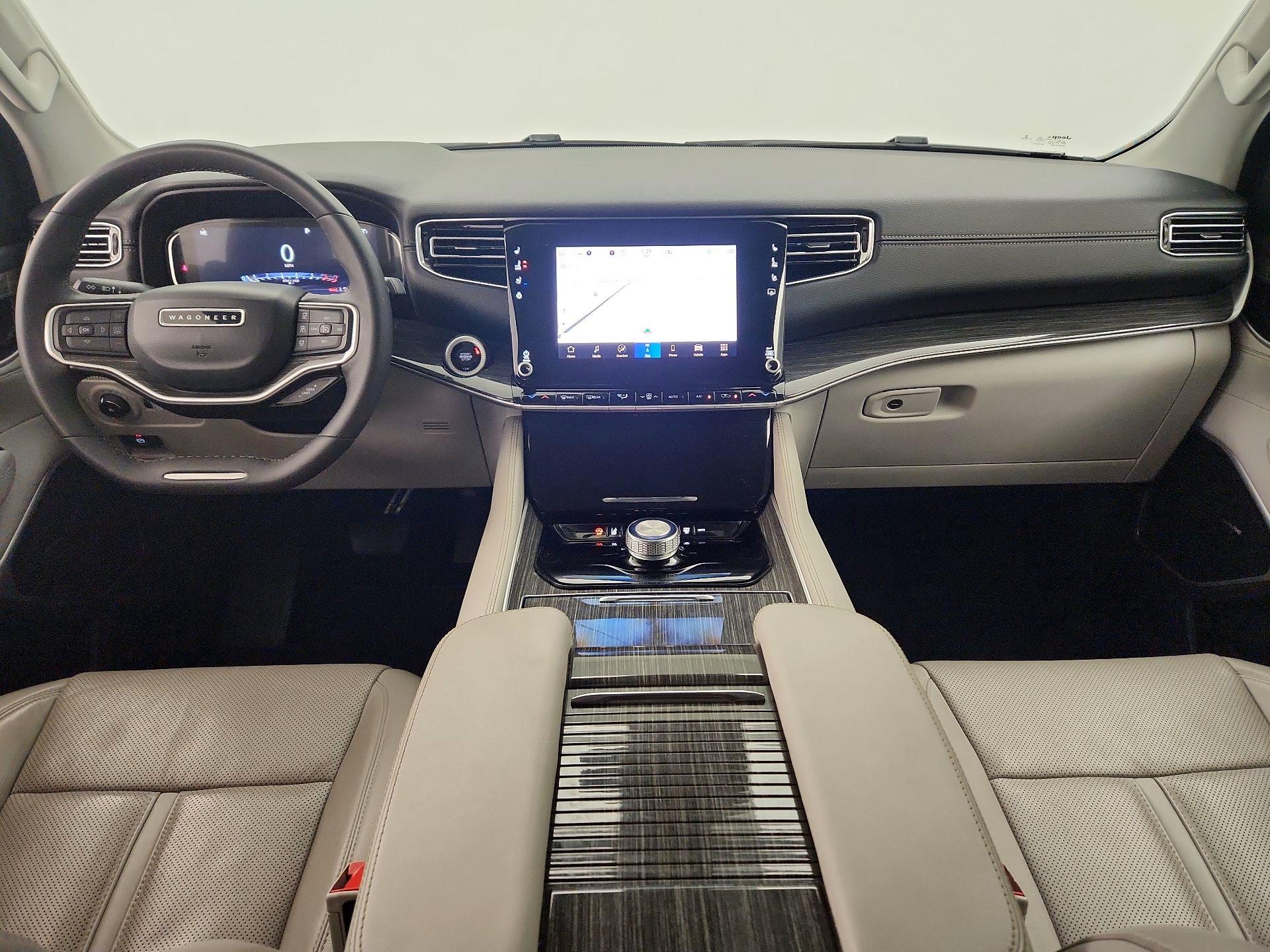 Thumbnail: 2022 Jeep Wagoneer - 9
