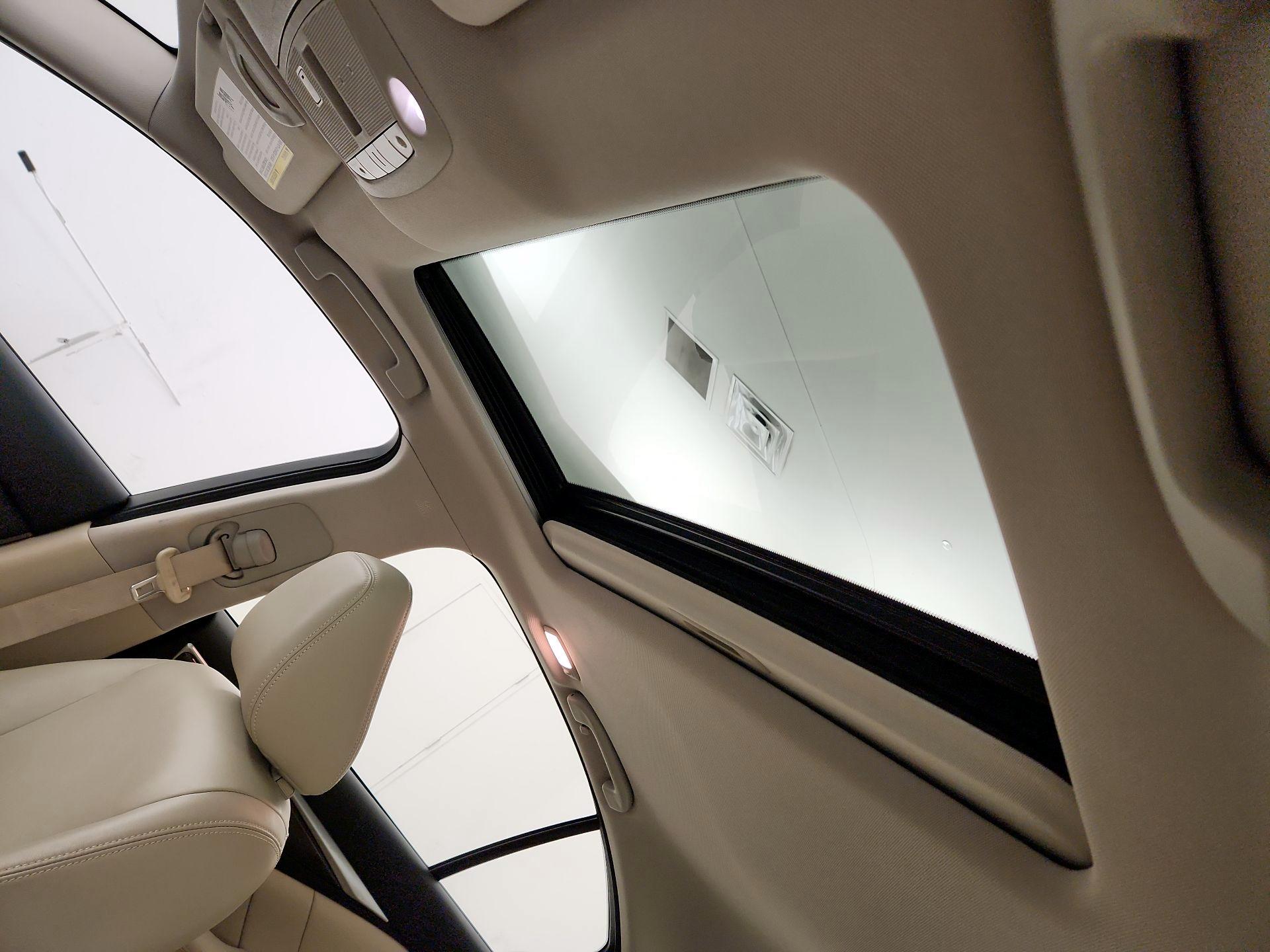 Thumbnail: 2019 INFINITI Q50 - 18