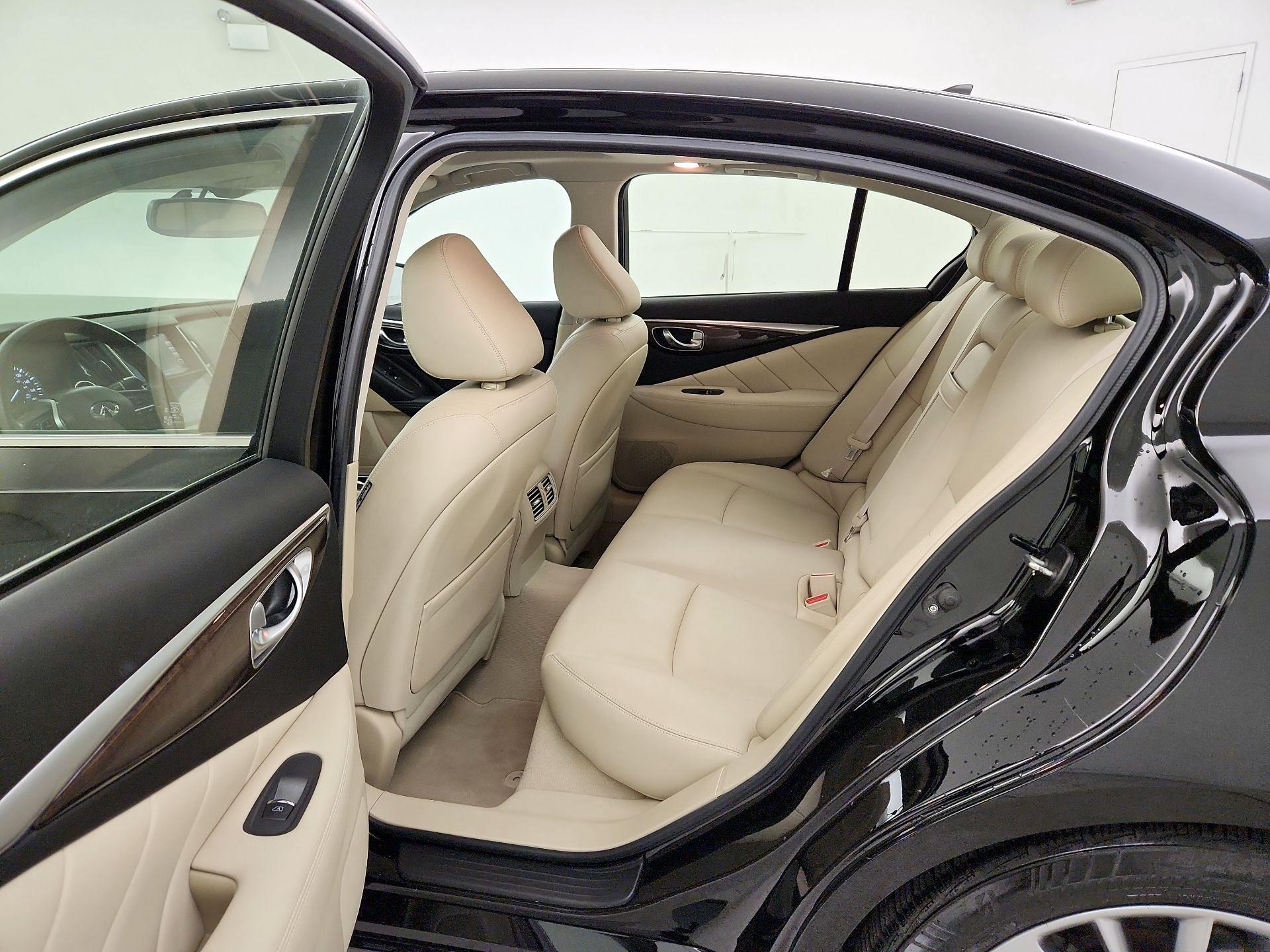 Thumbnail: 2019 INFINITI Q50 - 19