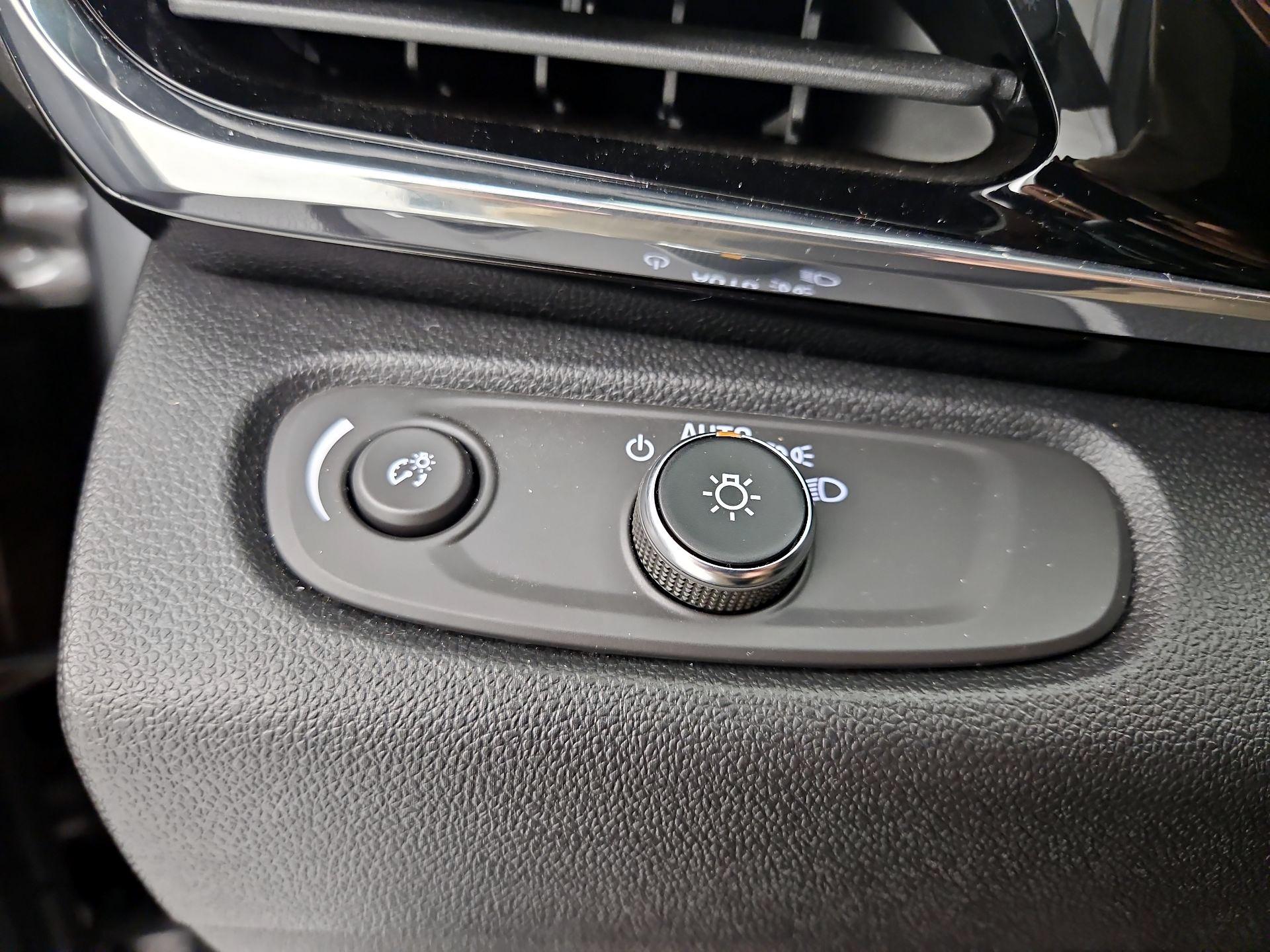 Thumbnail: 2025 Buick Envista - 13