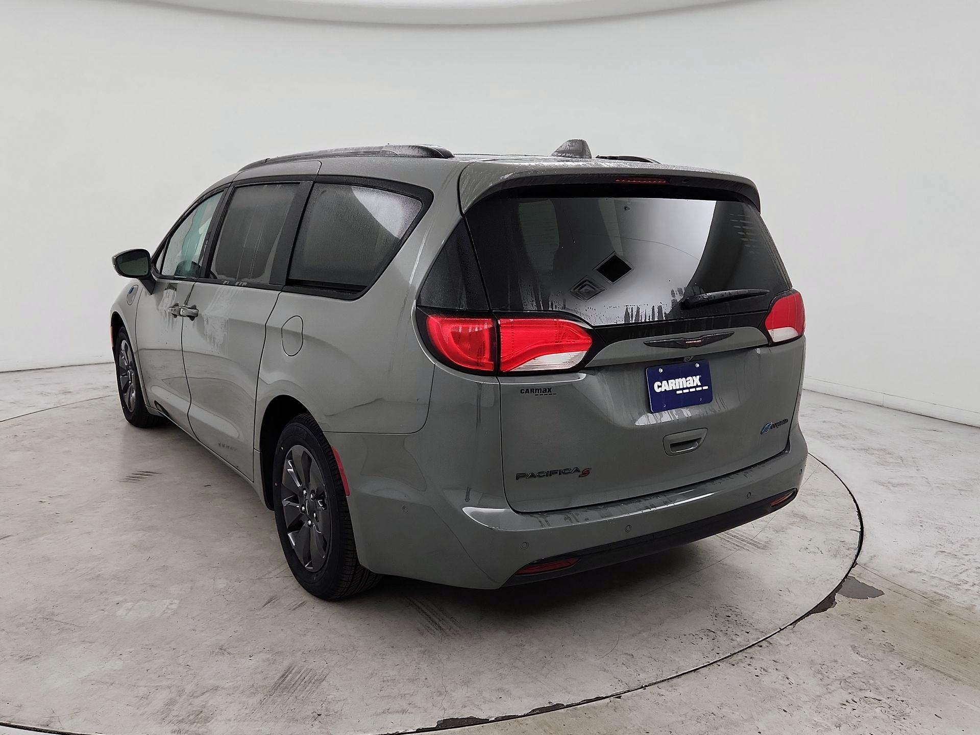 Thumbnail: 2020 Chrysler Pacifica - 7